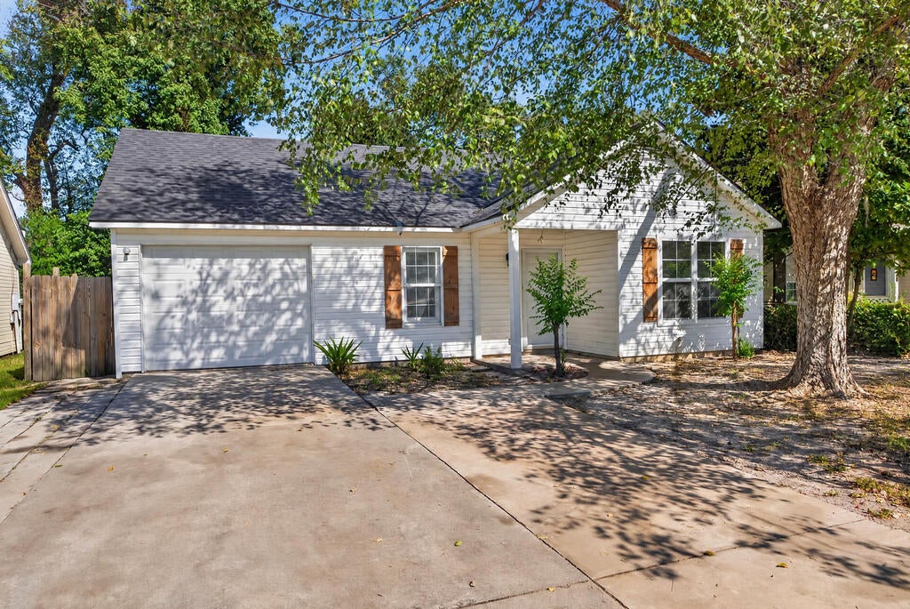 210 Blue Pool Drive — photo