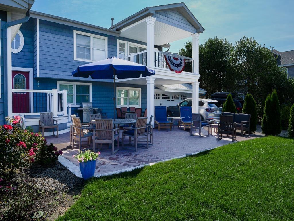 2304 Ocean Ave — photo