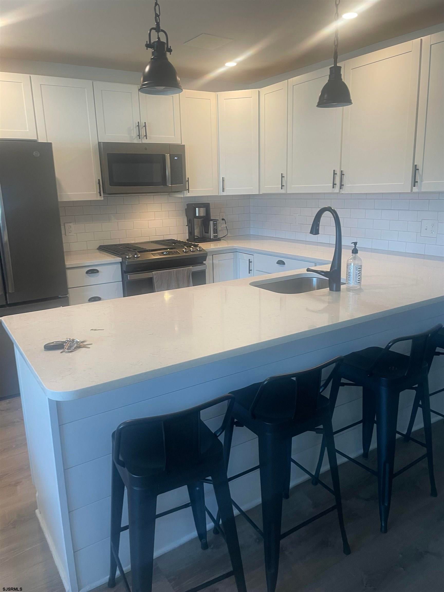 4901 Harbor Beach — photo