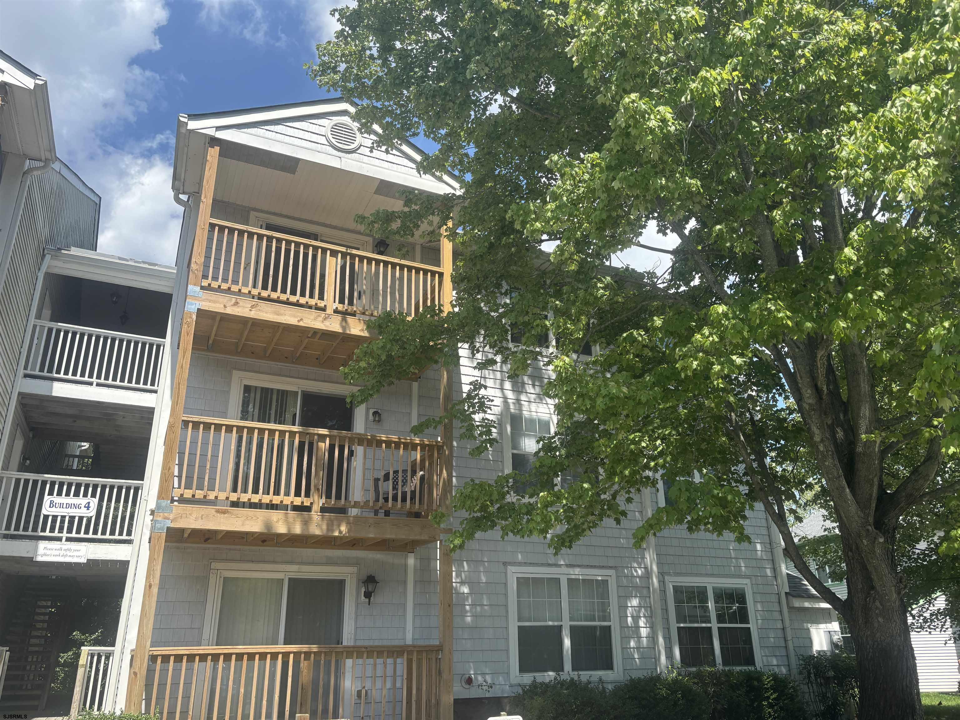4K Oyster Bay Road — photo