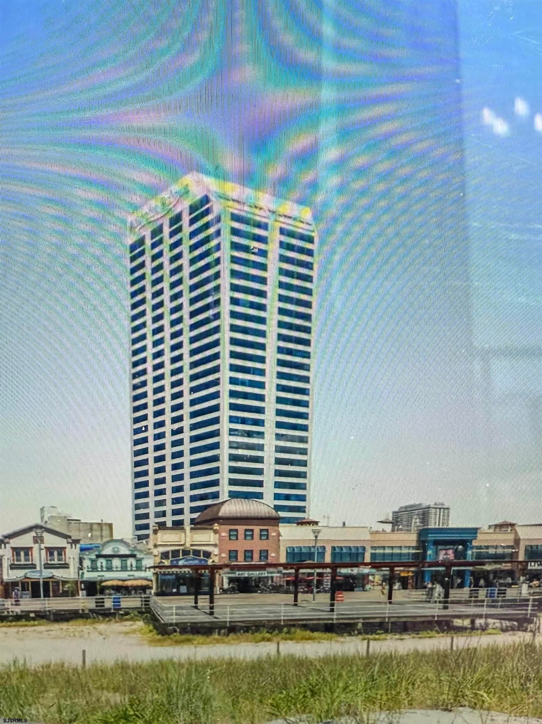1515 Boardwalk 908 — photo