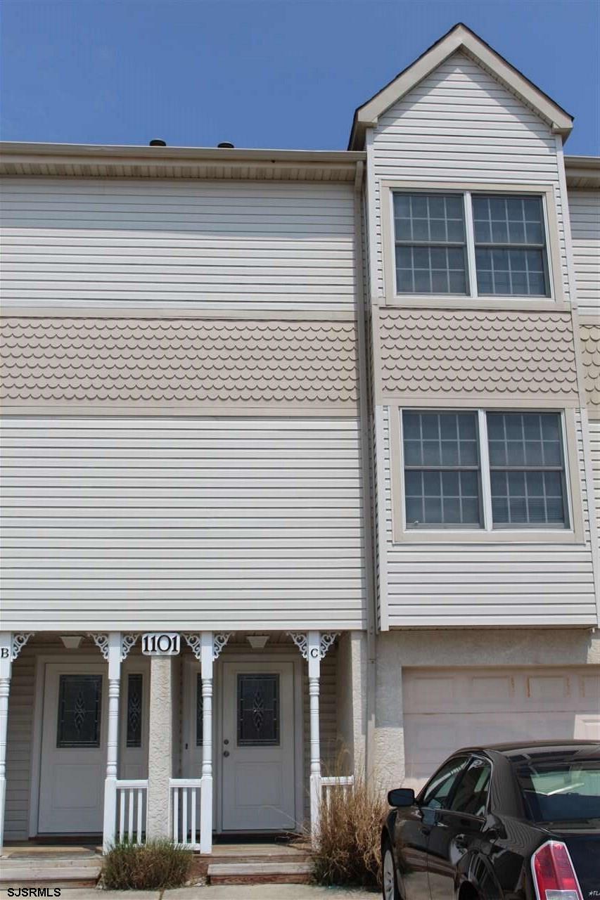 1101 E Shore Drive — photo