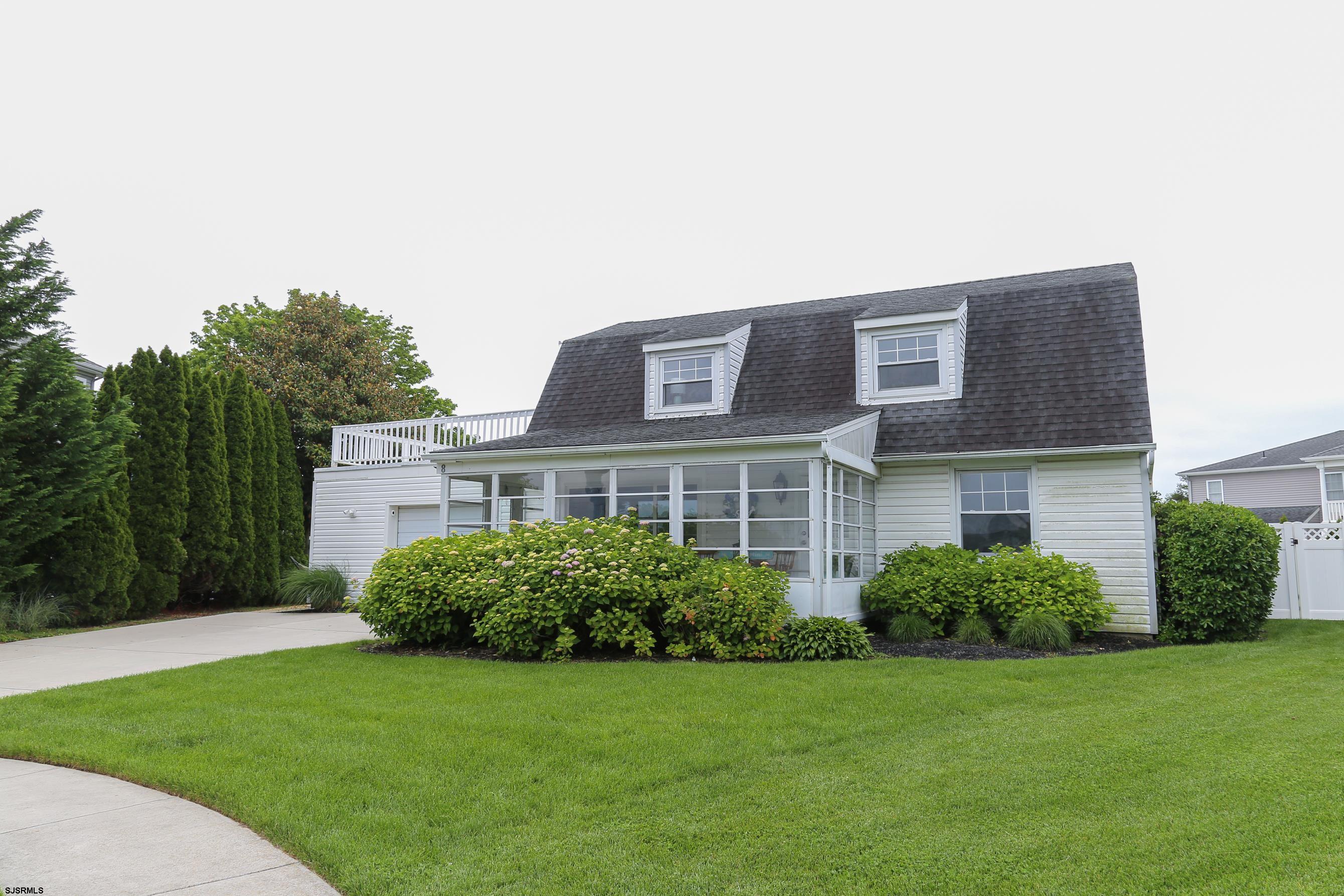 8 44th CV — photo