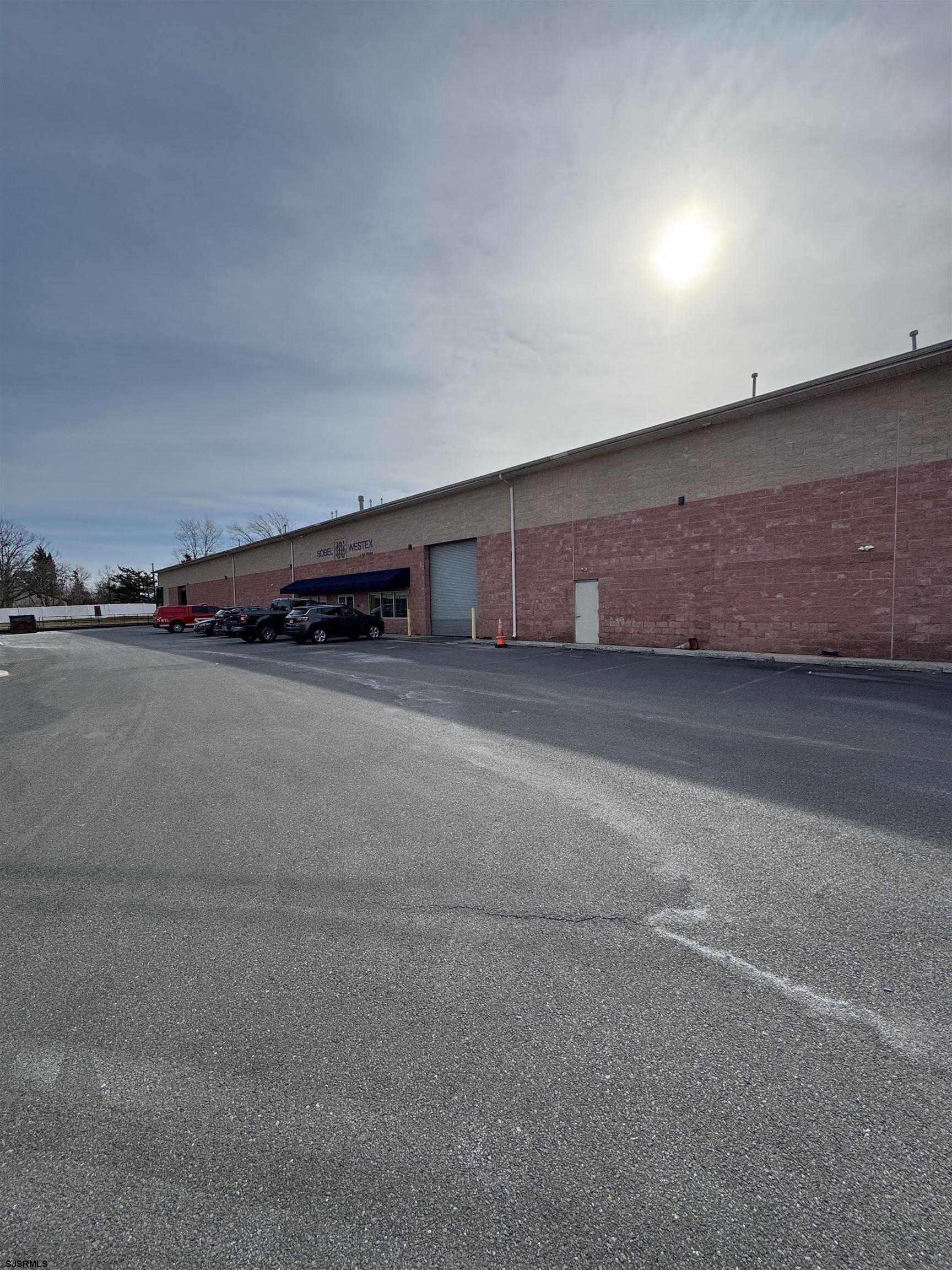 200 Cambria — photo