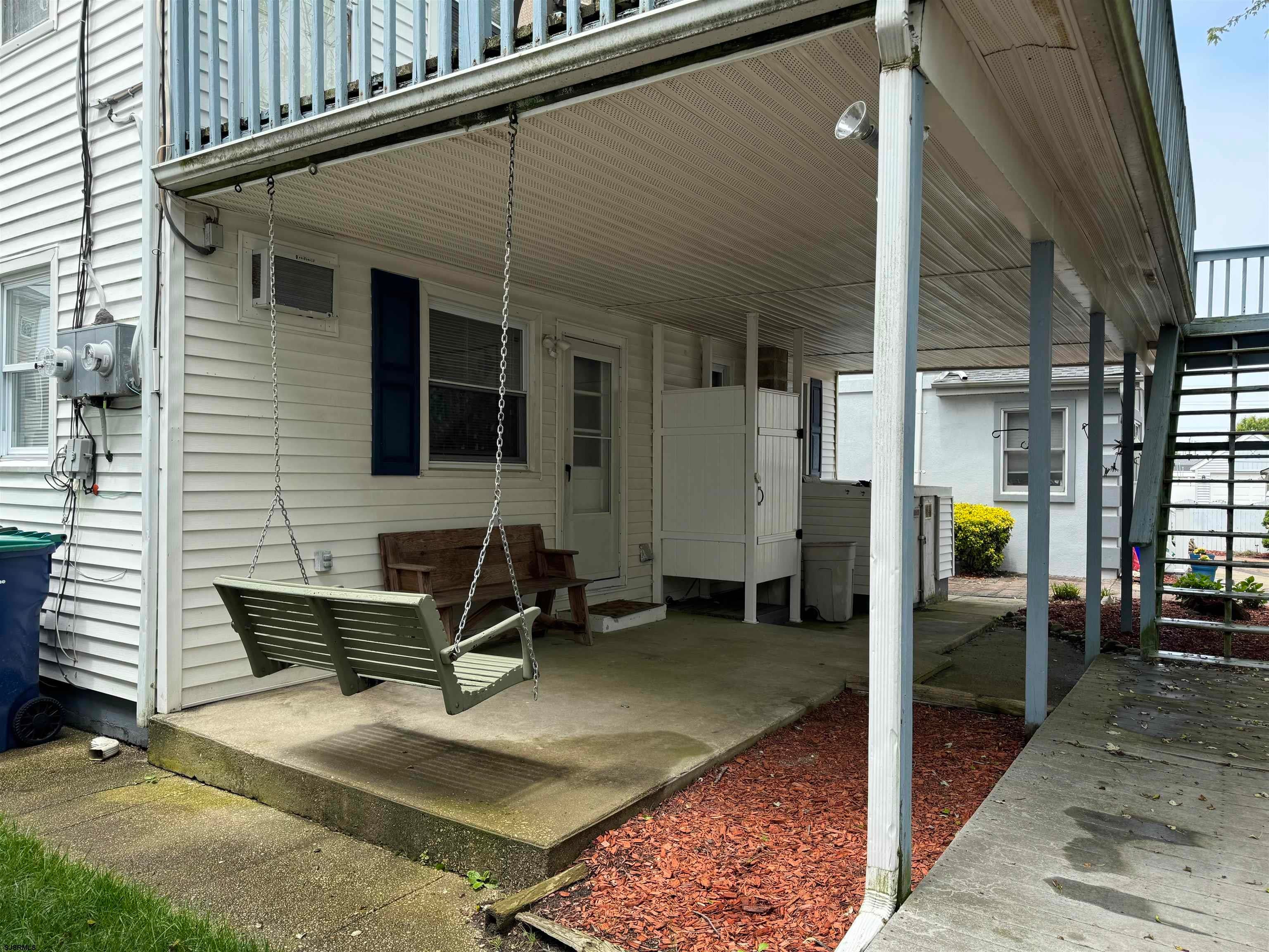 339 S 37 Beach Block — photo