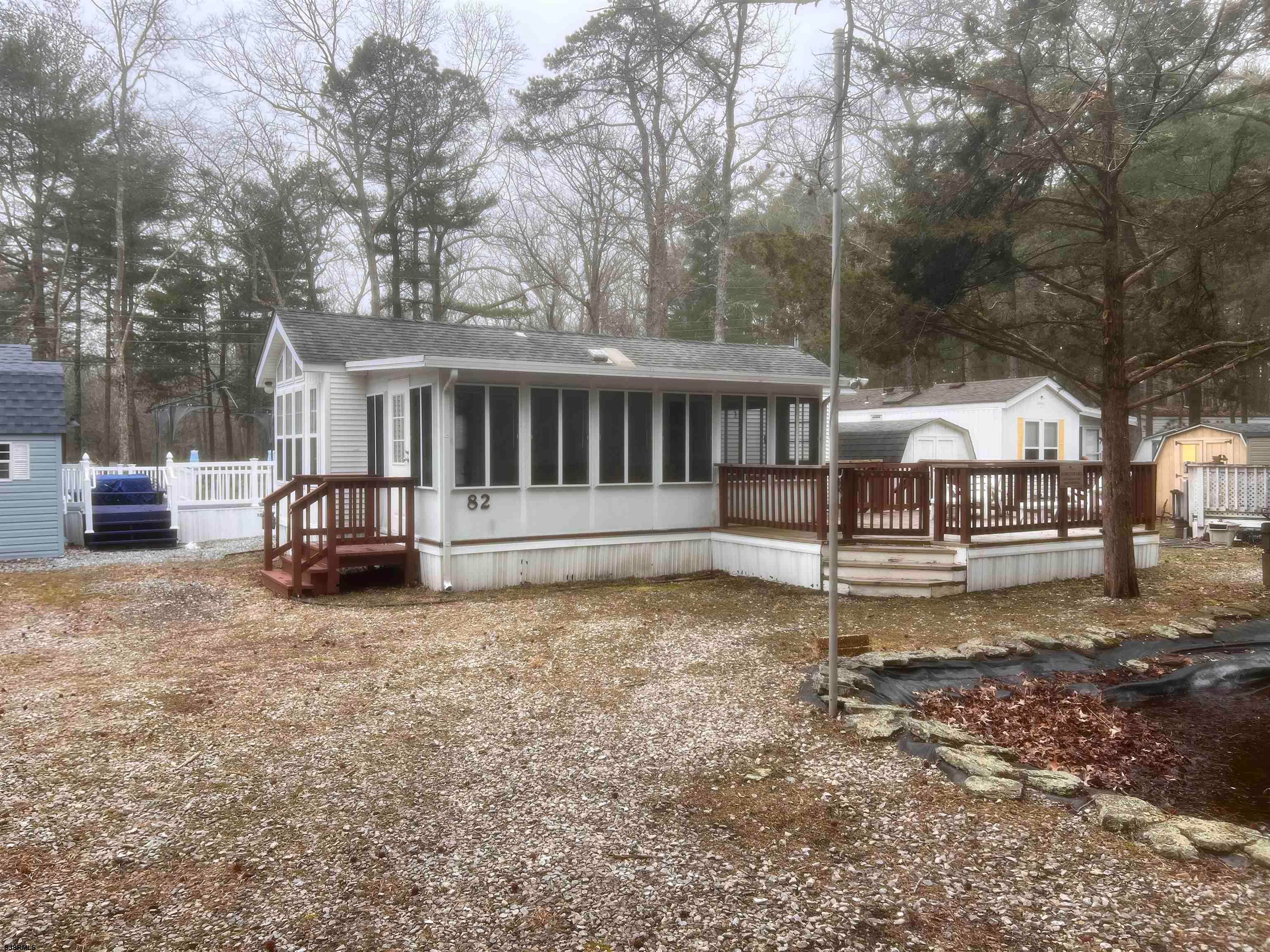 135 Thompson #82 Ln — photo