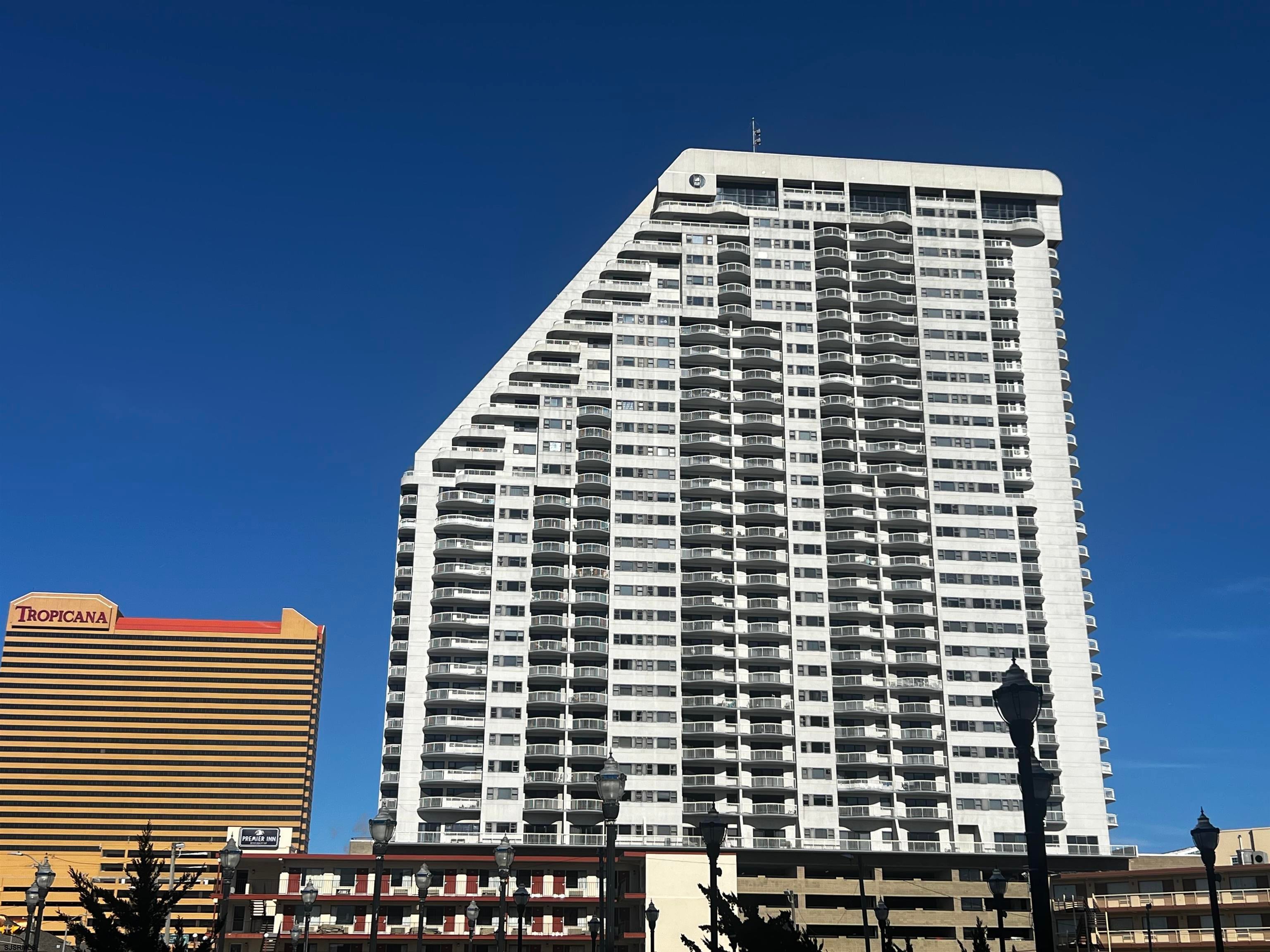 3101 Boardwalk 1211-1 — photo