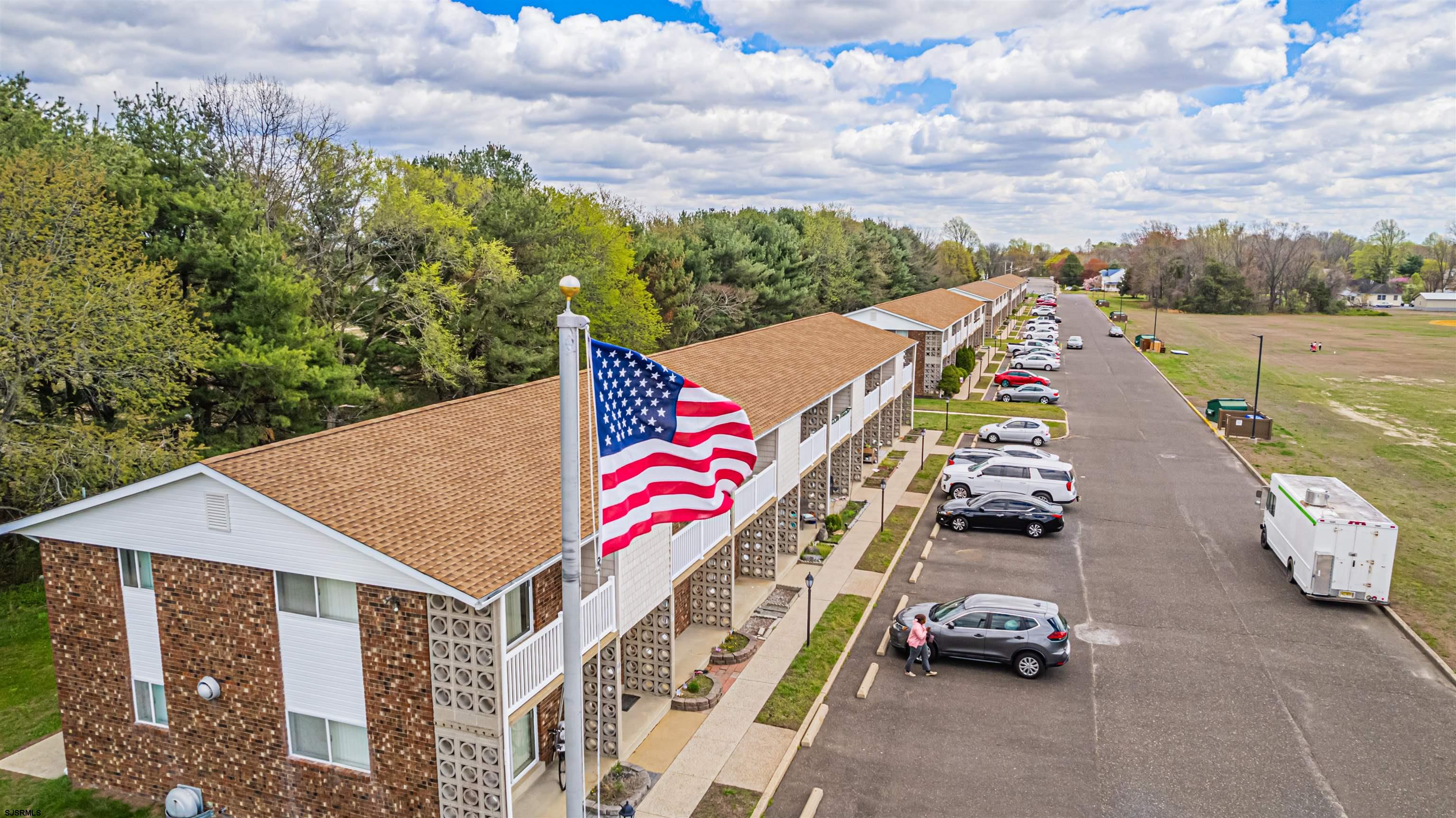 40 Toni Lynn 40 — photo