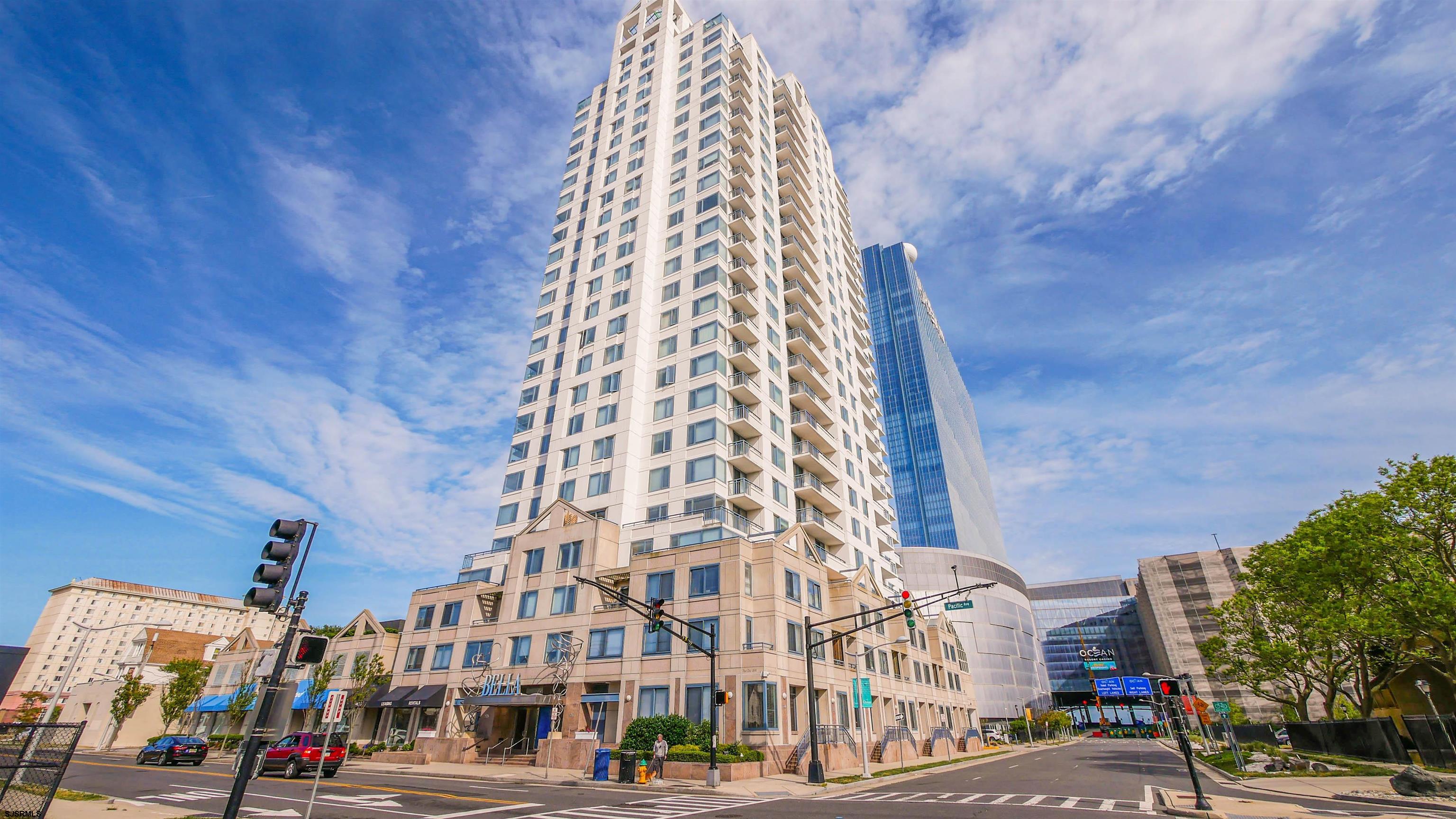 526 Pacific 1603 — photo