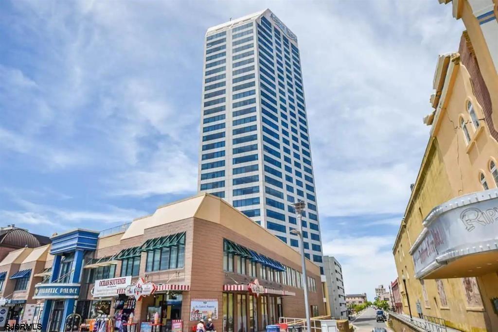 1515 Boardwalk 2407 — photo