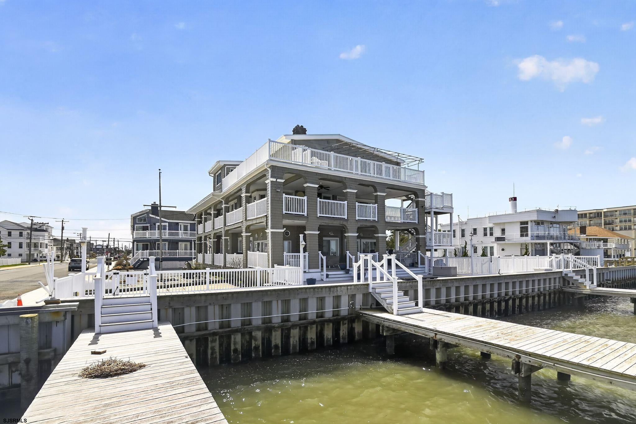 401 Bayfront 2N — photo