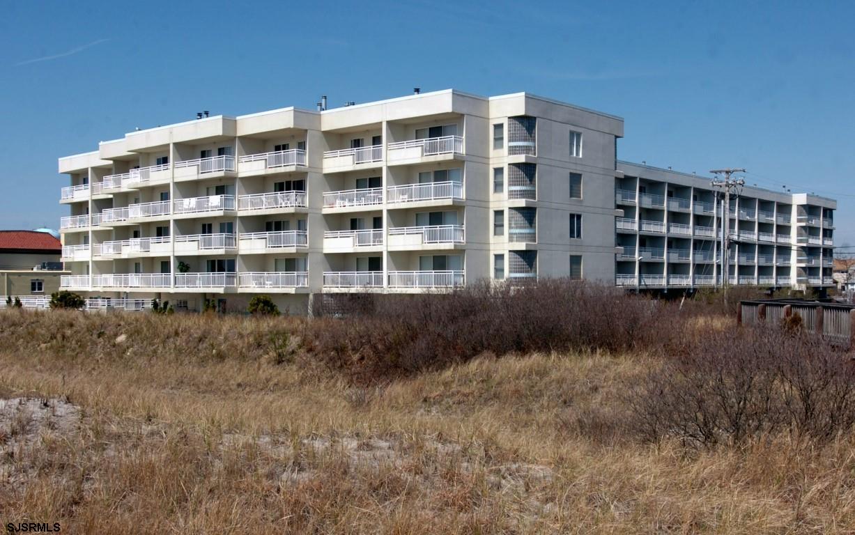 600 W Brigantine Ave — photo