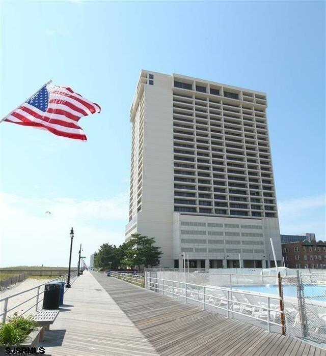 3851 Boardwalk 2708 (Ph108) — photo