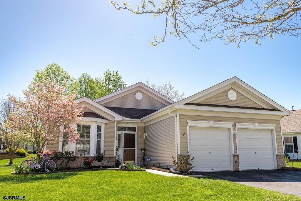 514 Weston Dr — photo