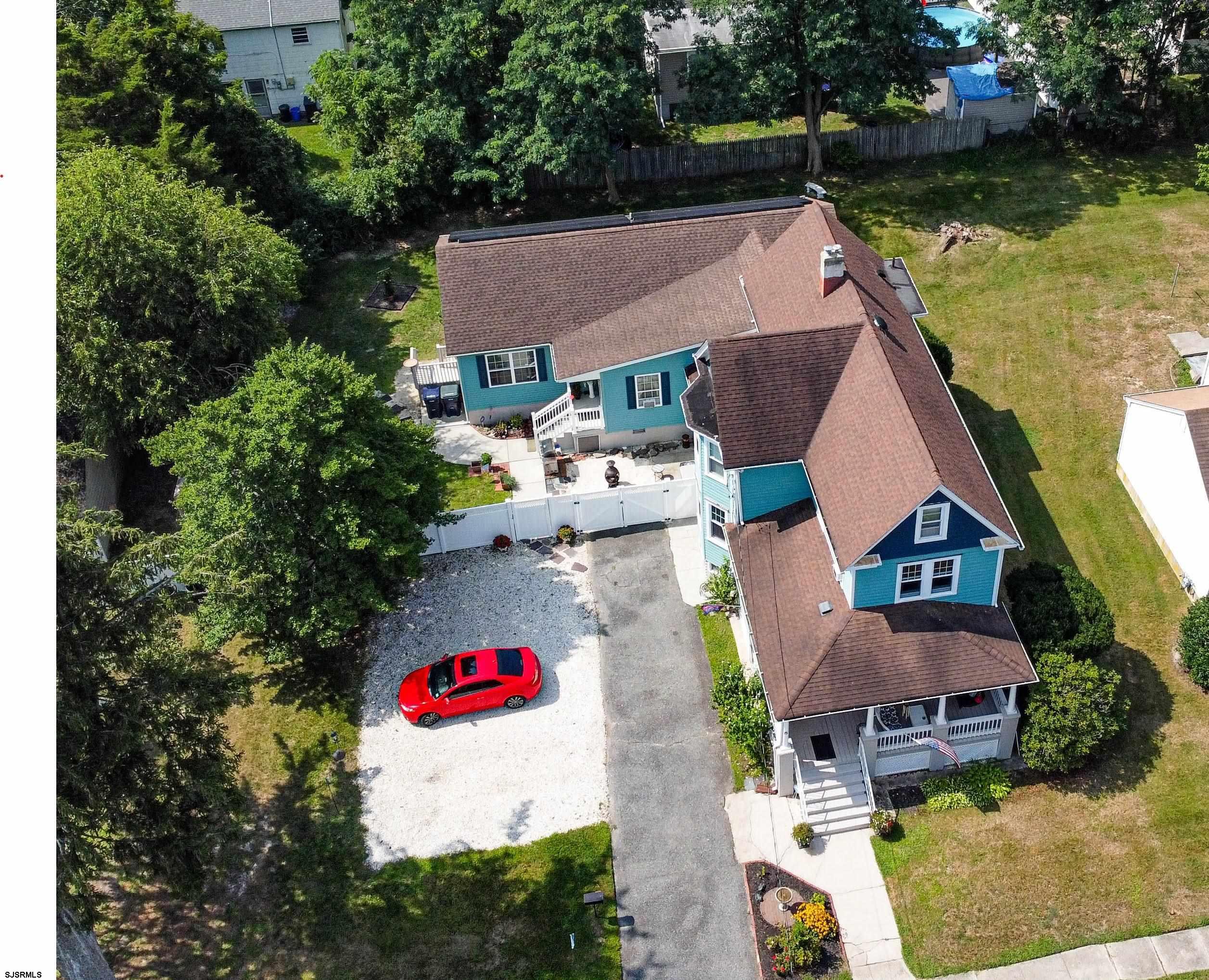 15 W Bolton Ave — photo