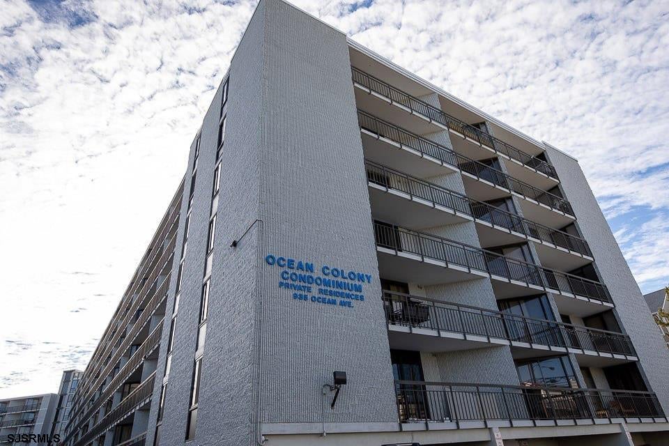 935 Ocean 216 — photo