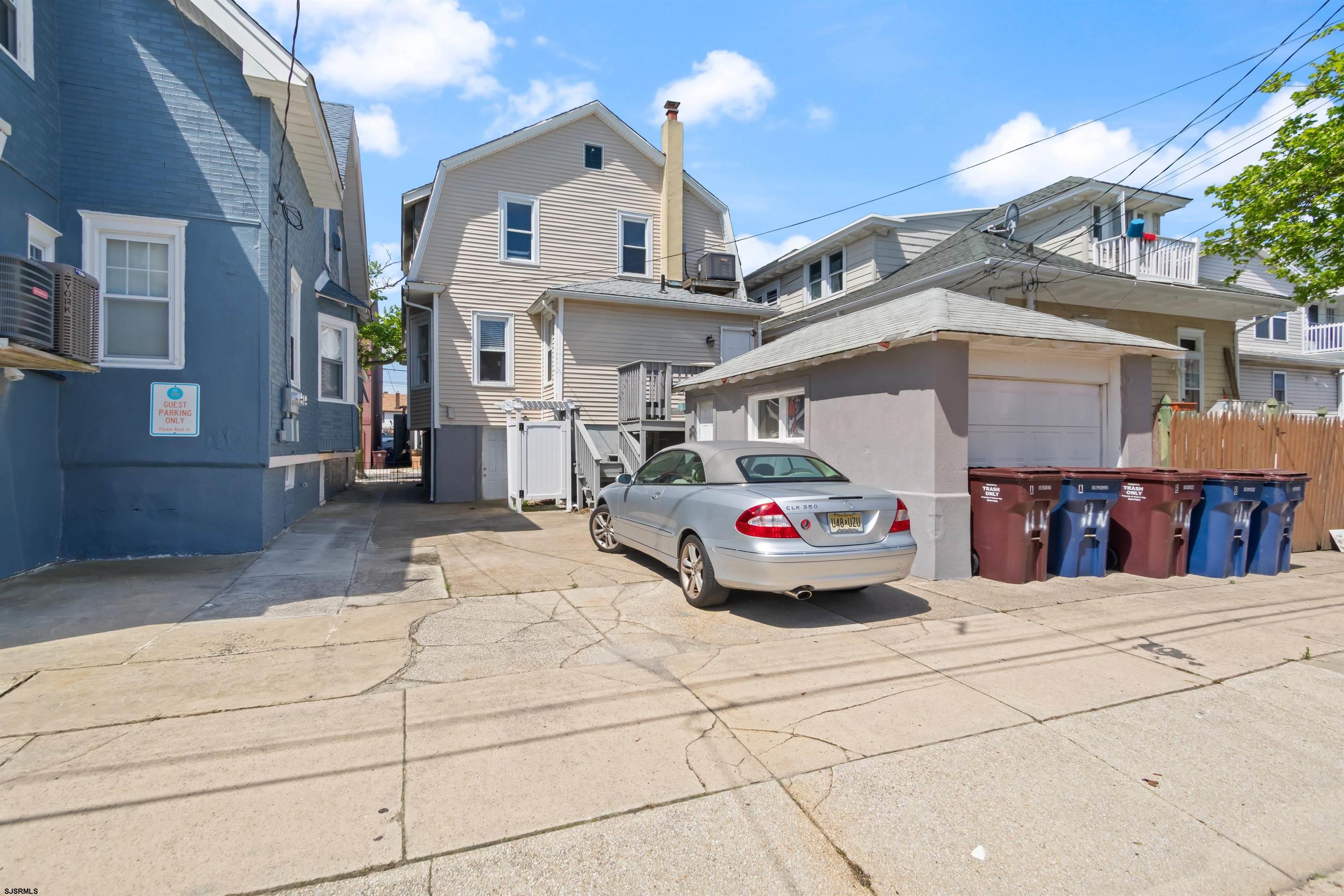 11 N Weymouth Ave — photo