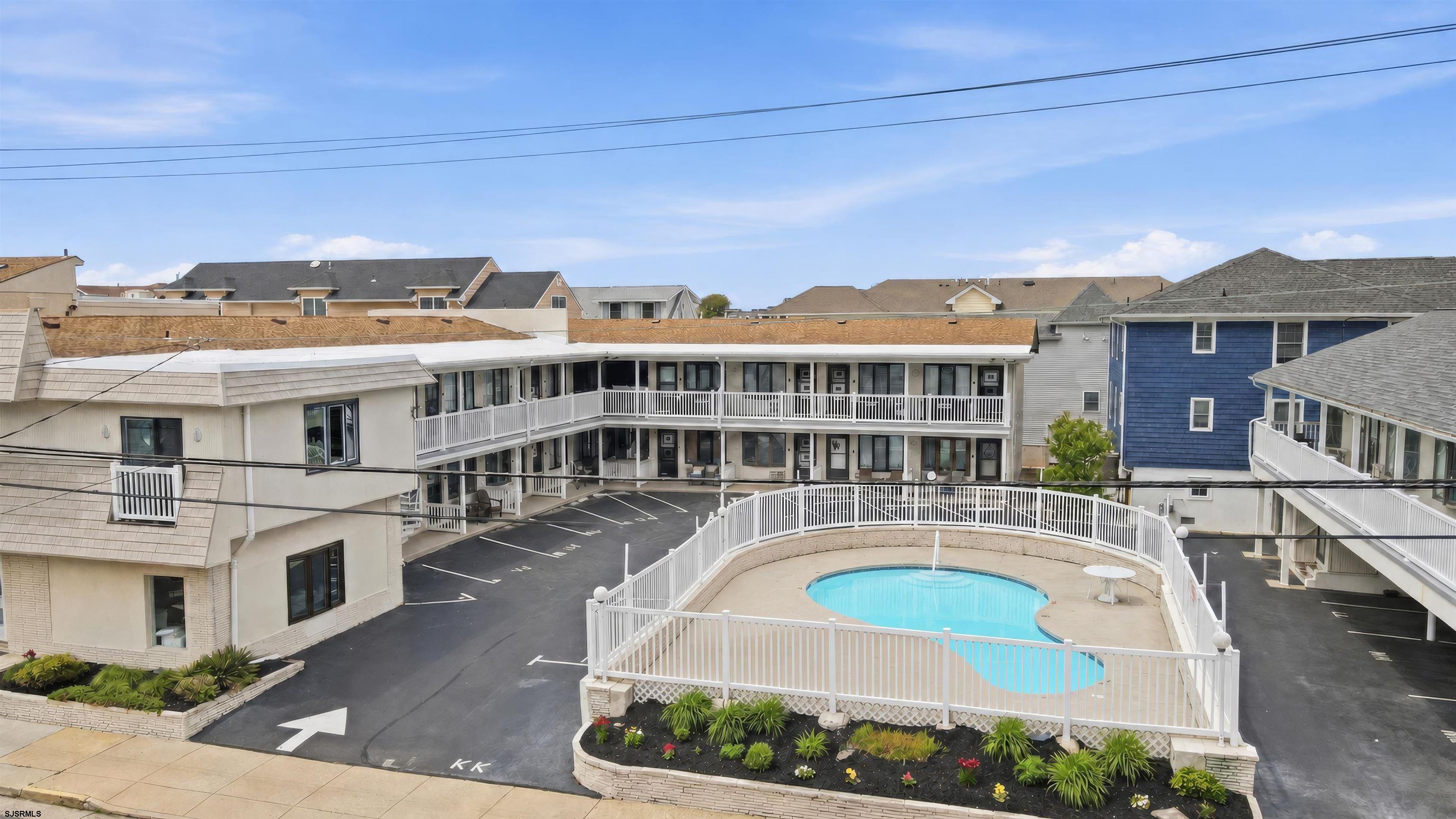 9401 Pacific 6 — photo
