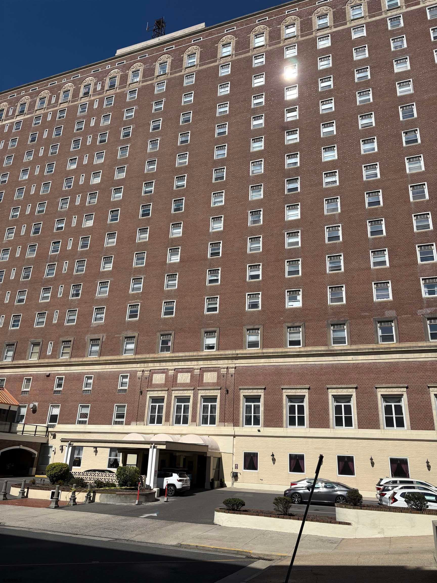 2715 Boardwalk 1410 — photo