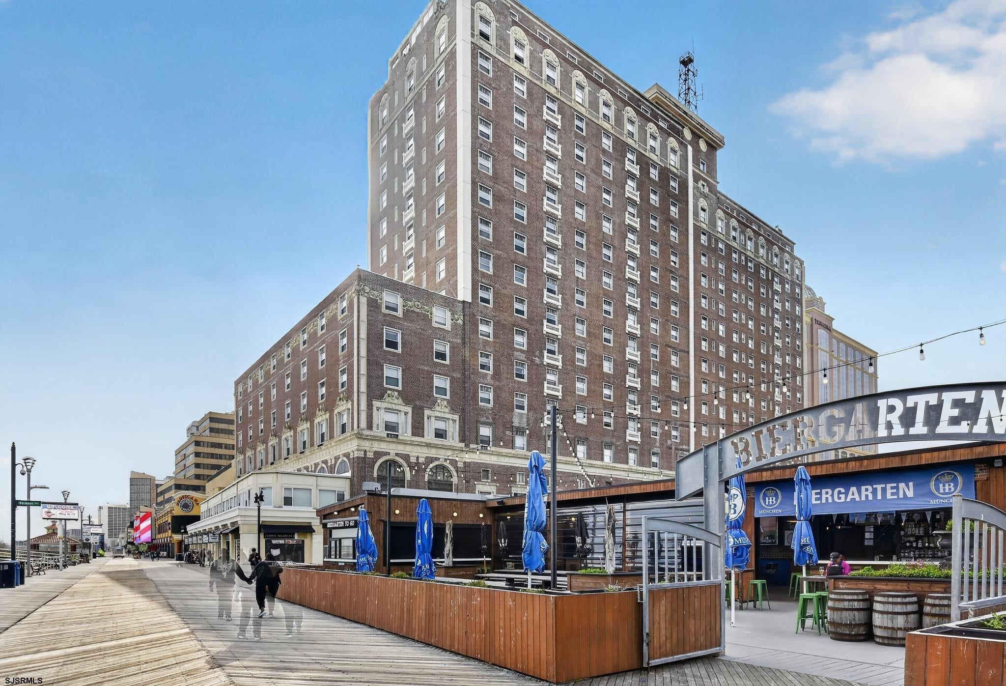 2715 Boardwalk 419 — photo