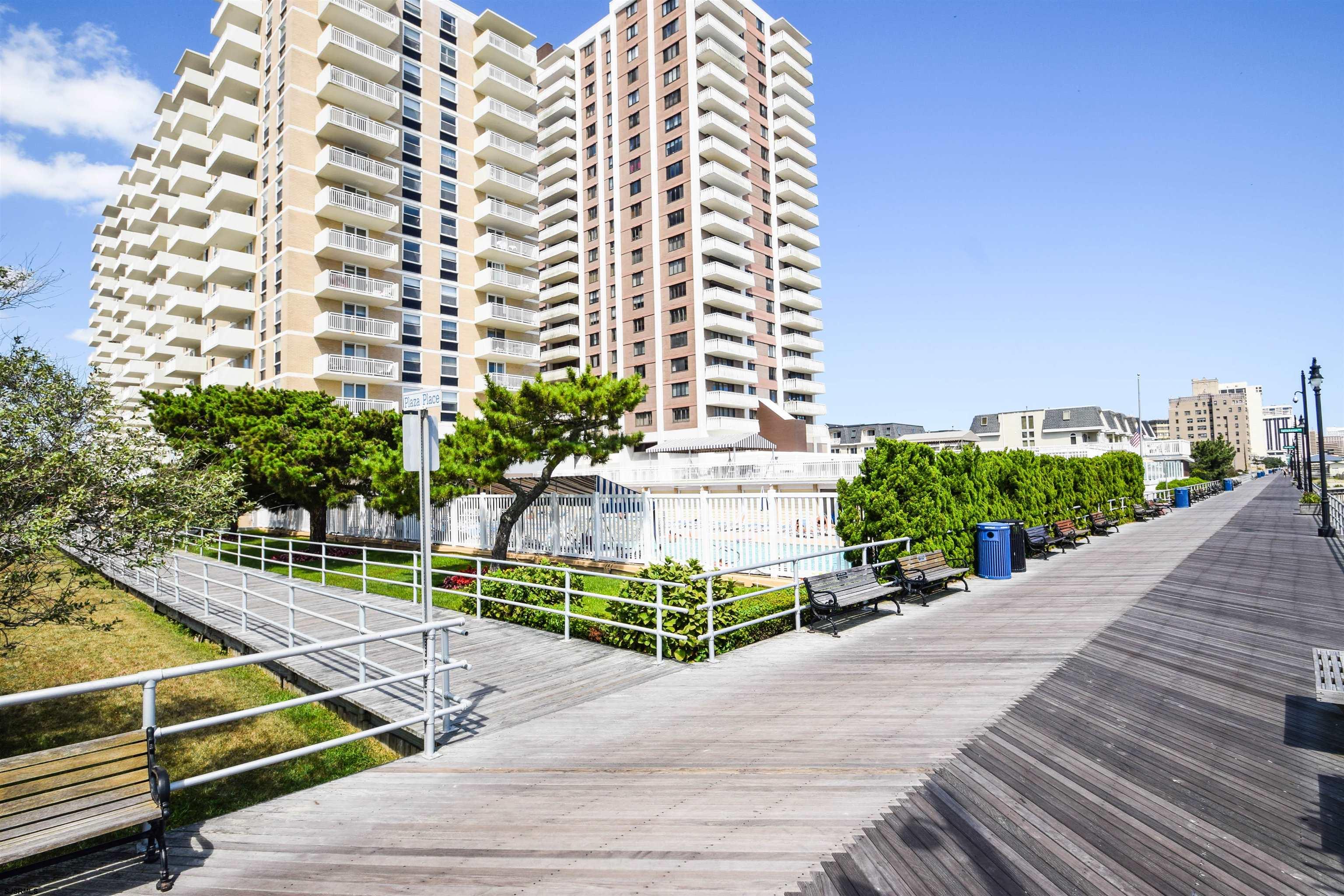 101 S Plaza Pl — photo