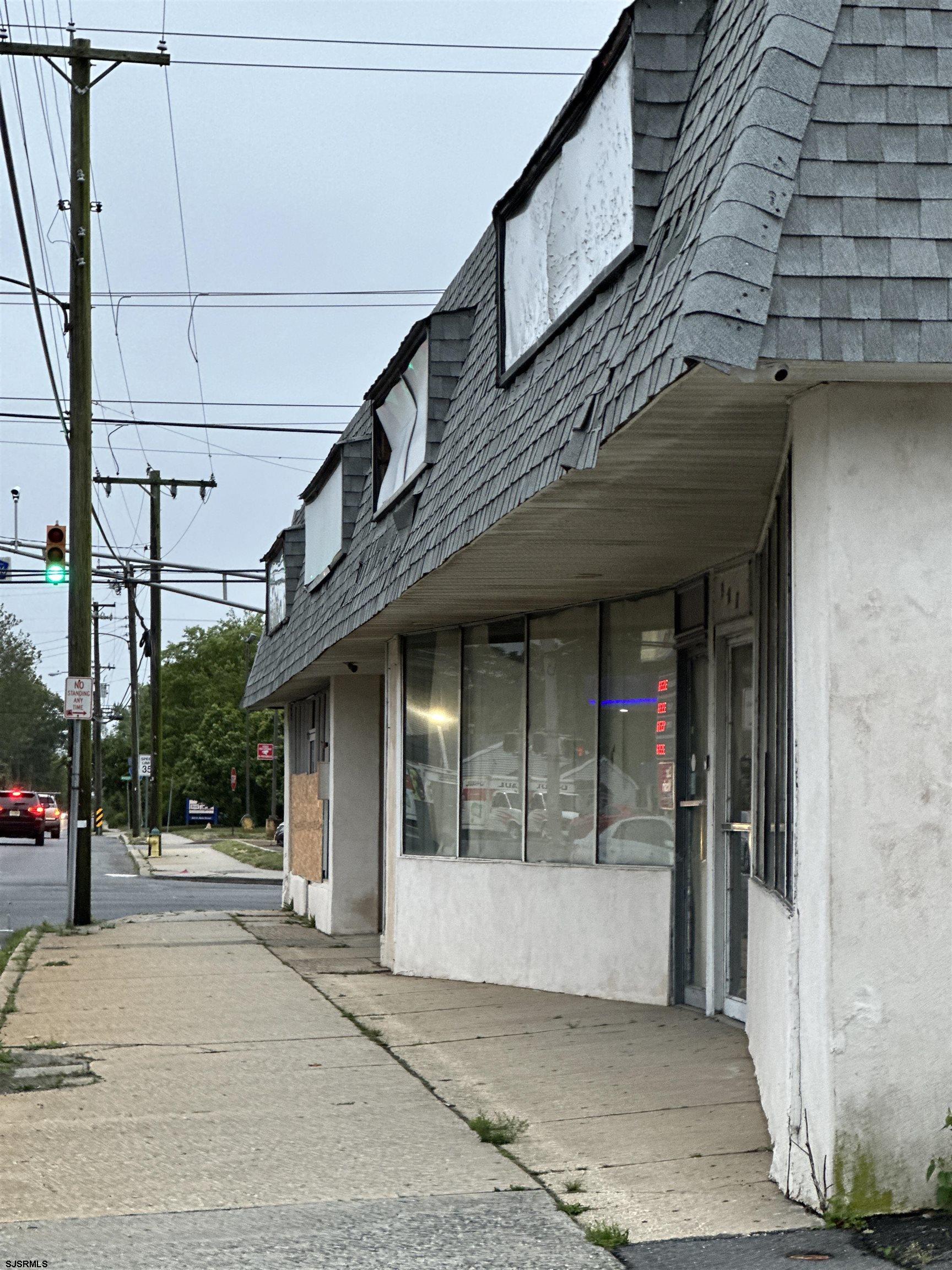 901-911 N Main Street — photo