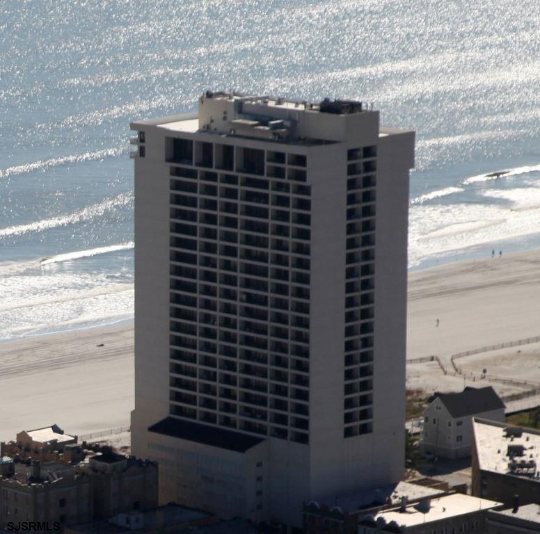 3851 Boardwalk 2409 — photo