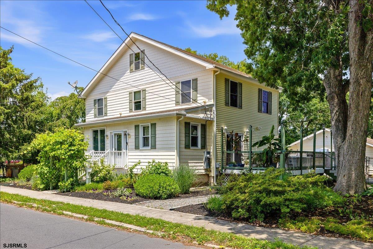 169 W Johnson Ave — photo