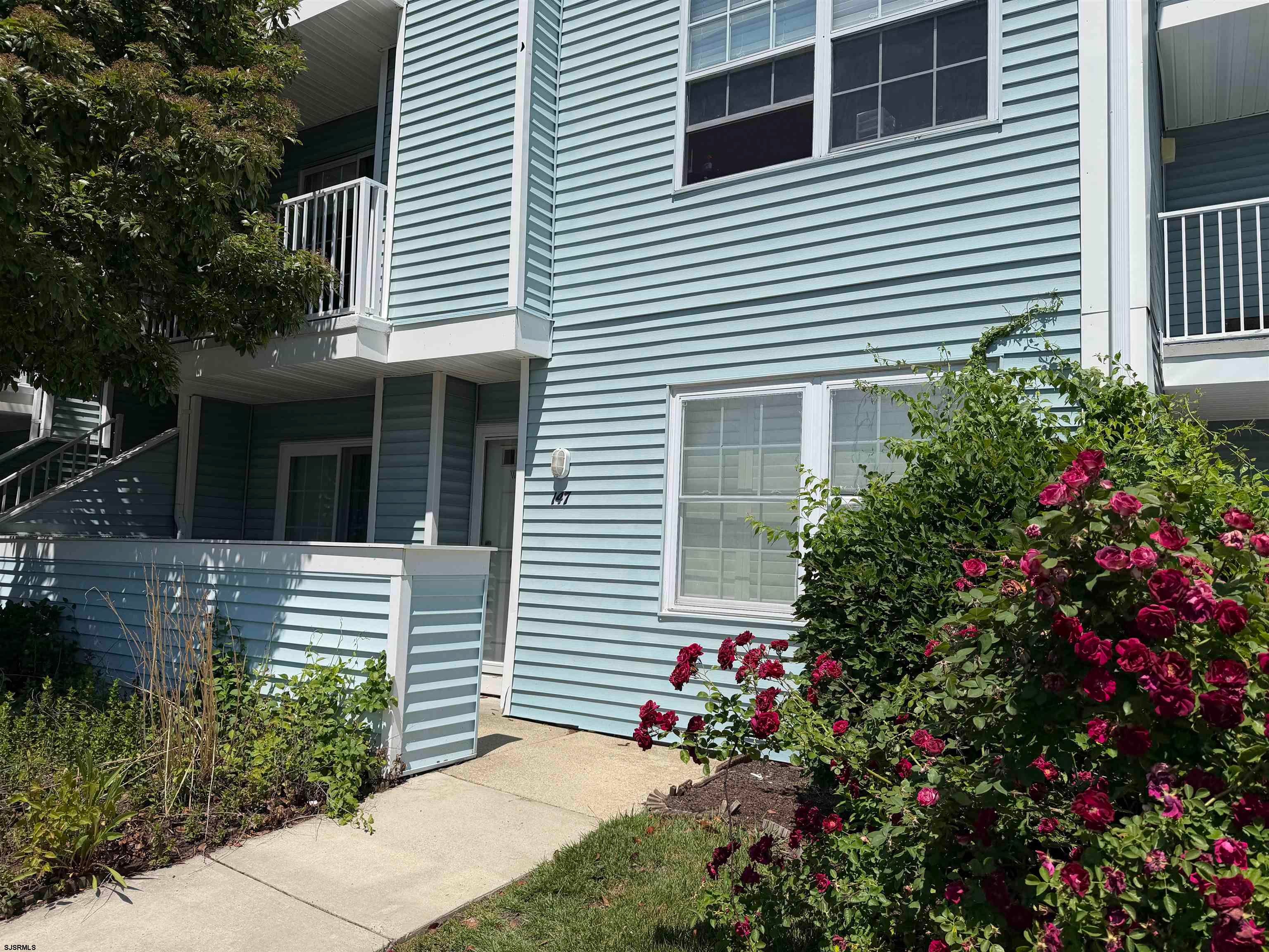 147 Heather Croft 147 — photo