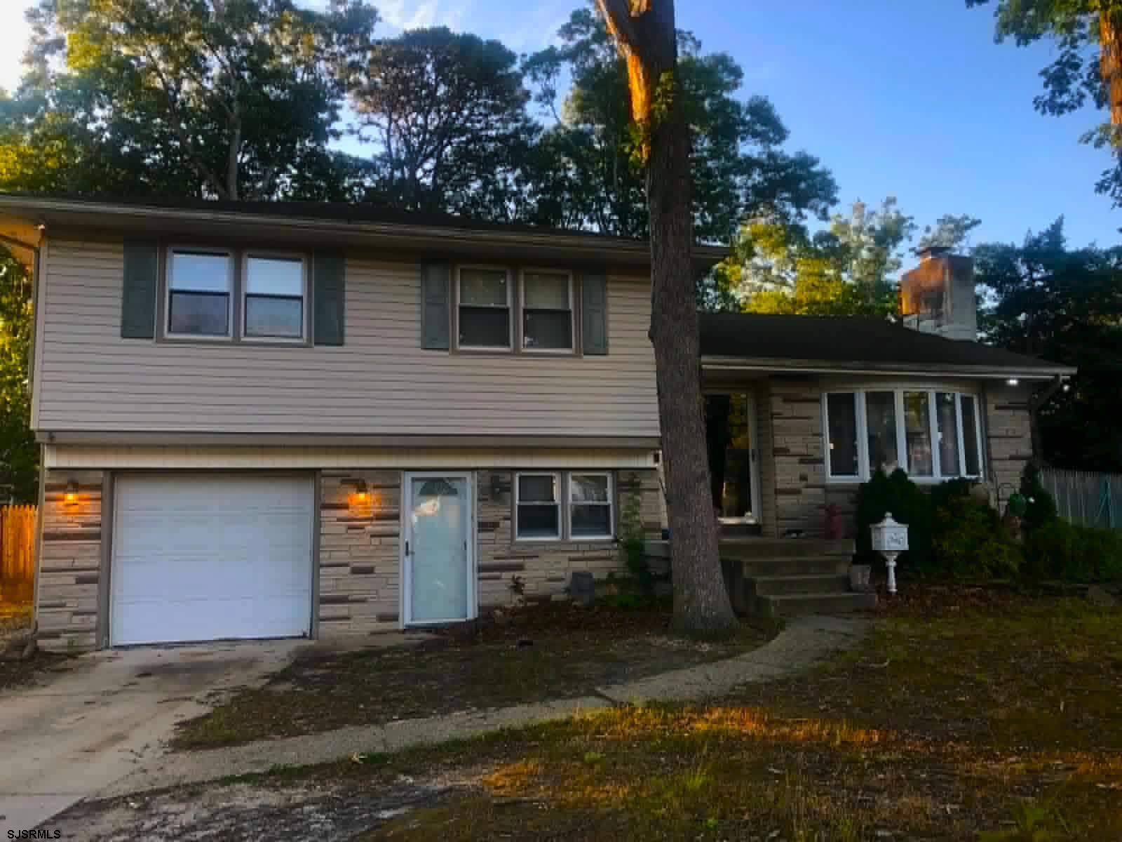 400 Frances Ave — photo