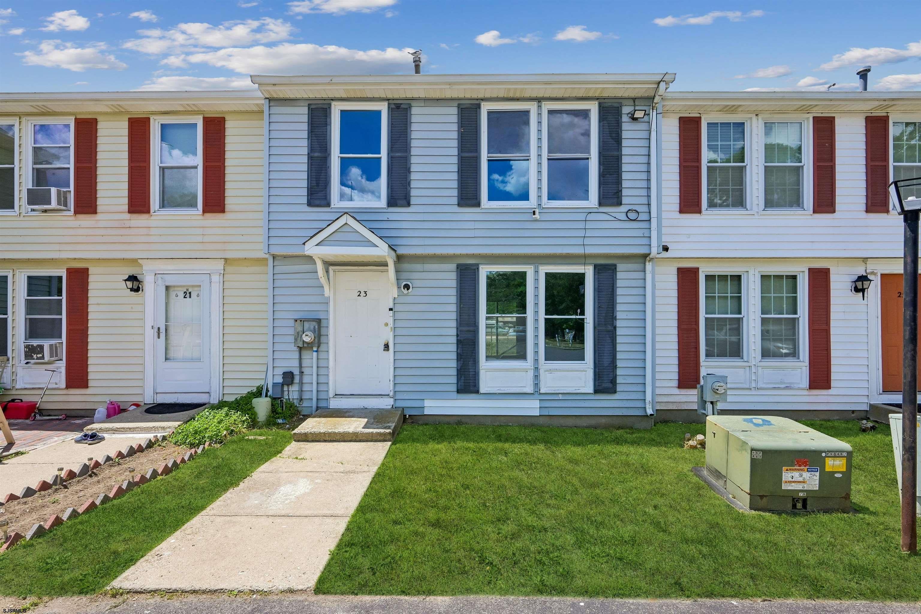 23 Theresa — photo