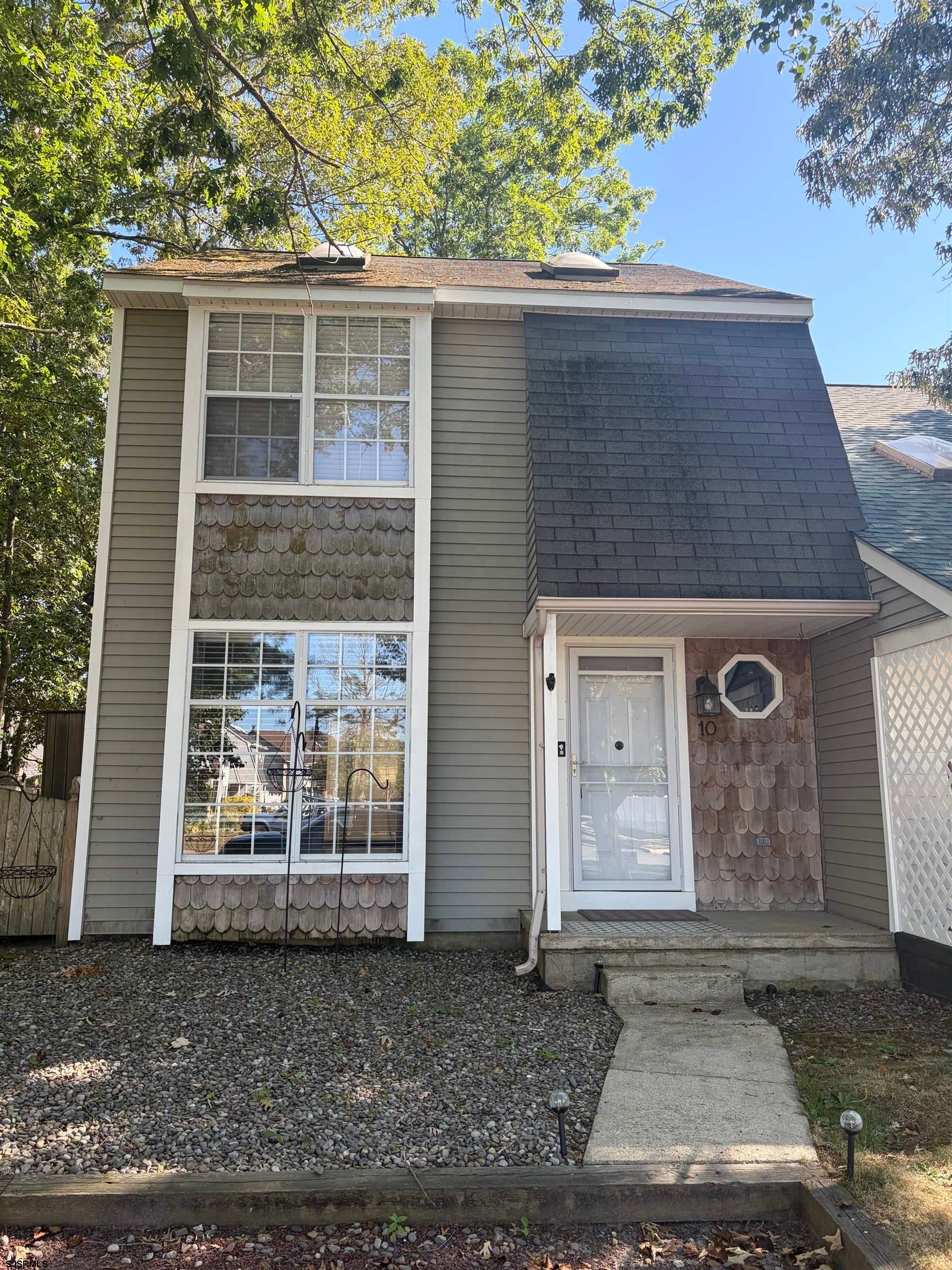 10 Cedar Ct — photo