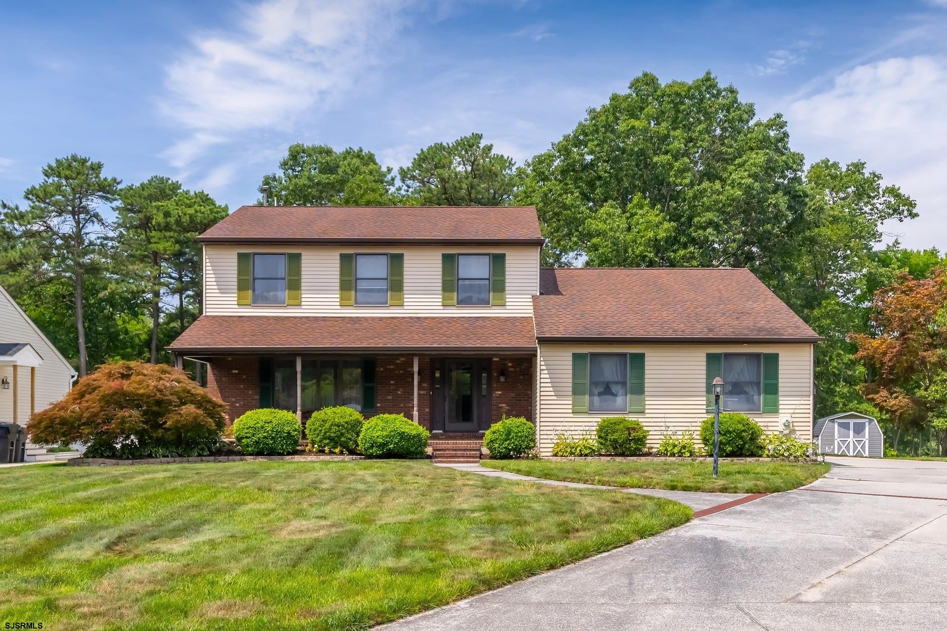 75 Lakeshore Dr — photo