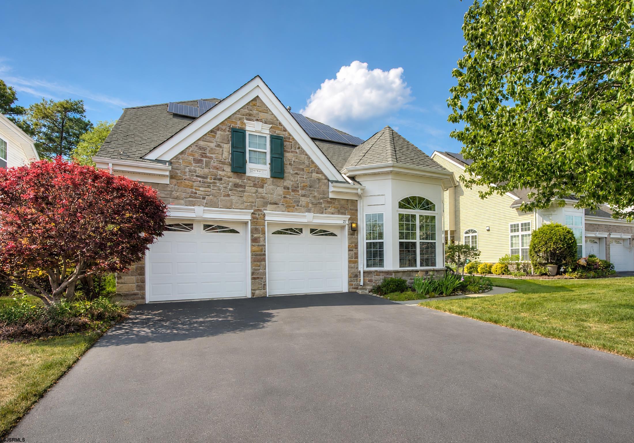 21 Lewis Dr — photo