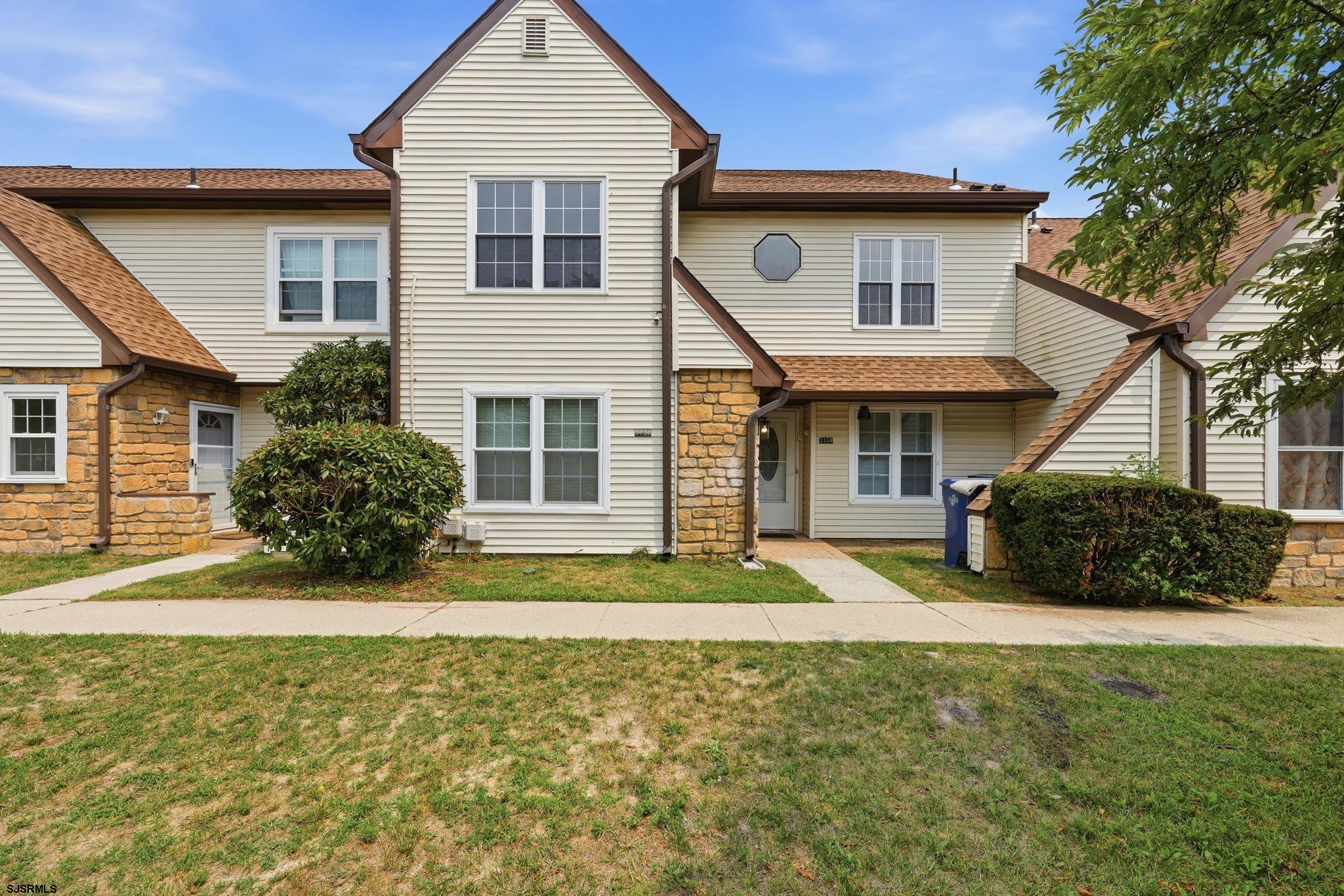 3103 Woodlands 3103 — photo