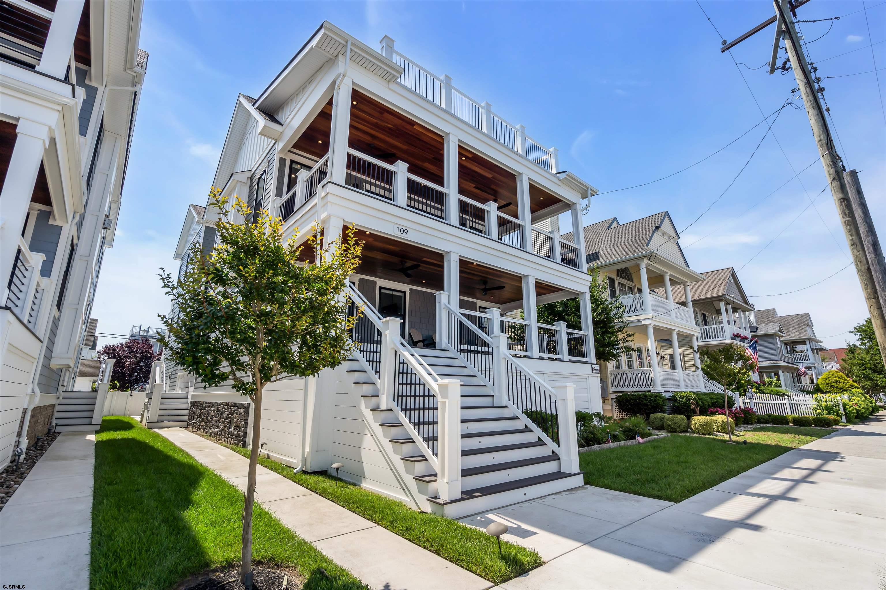 109 Bay — photo