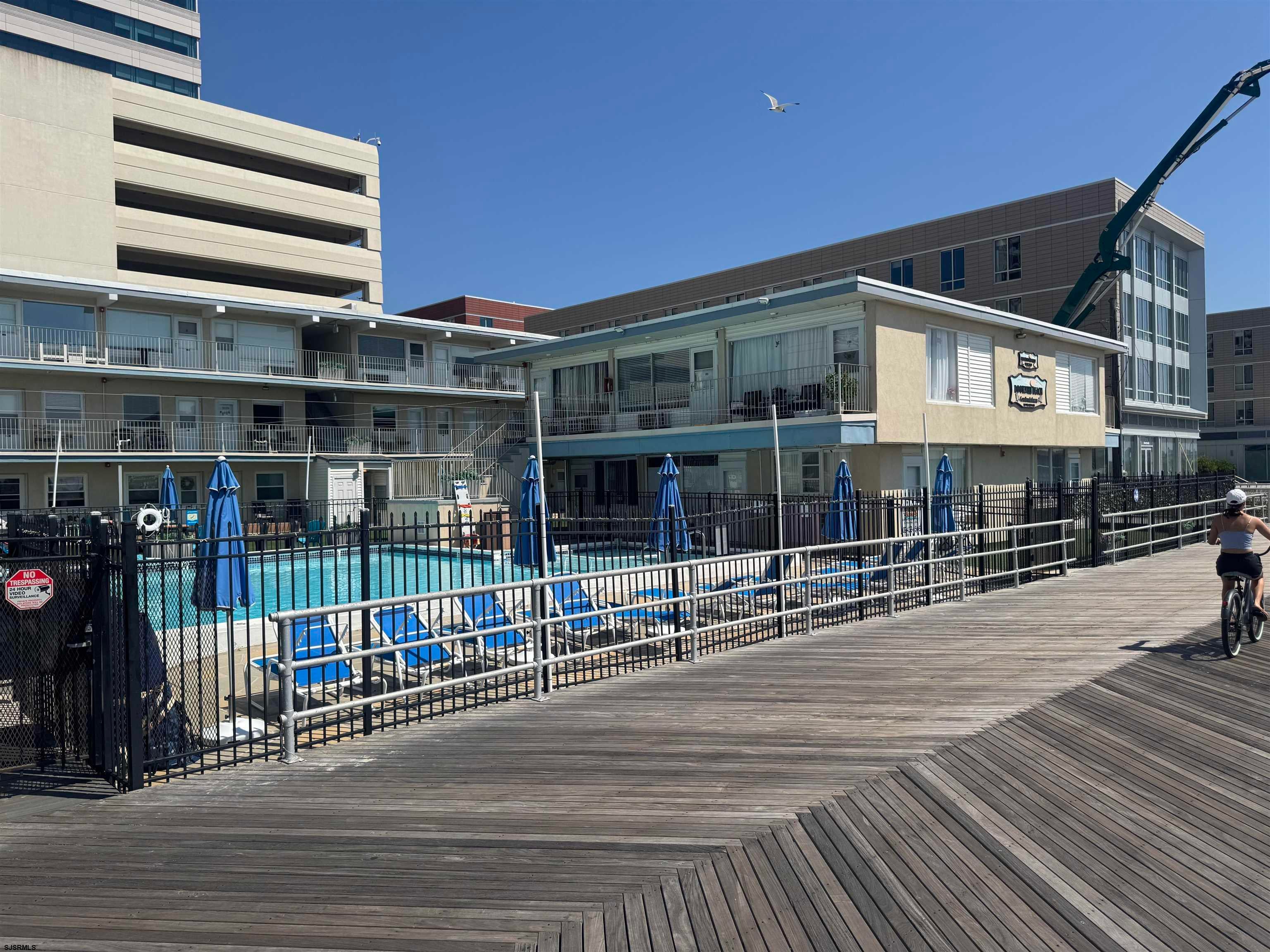 3801 Boardwalk 216 — photo