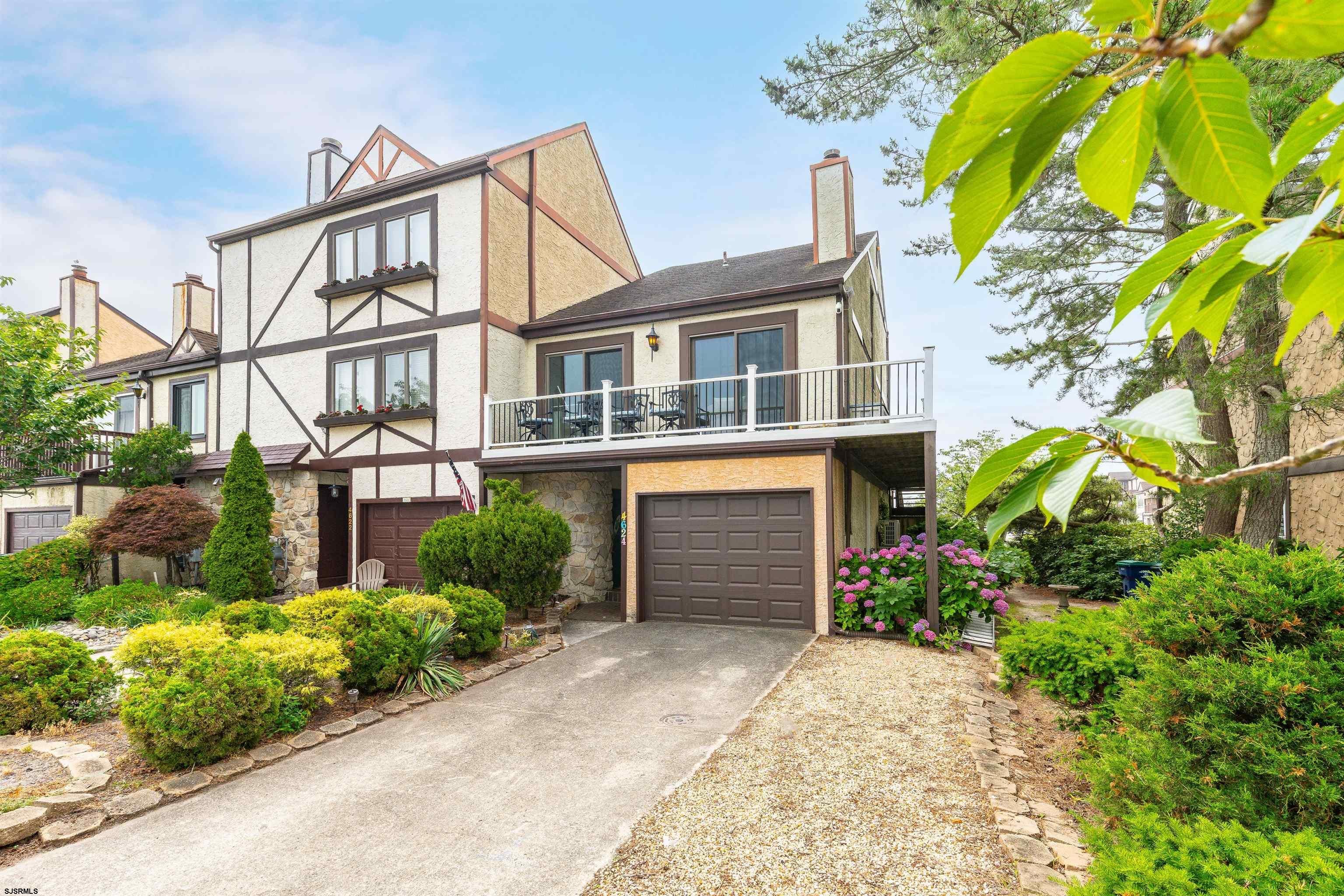 4624 Harbor Beach Blvd — photo