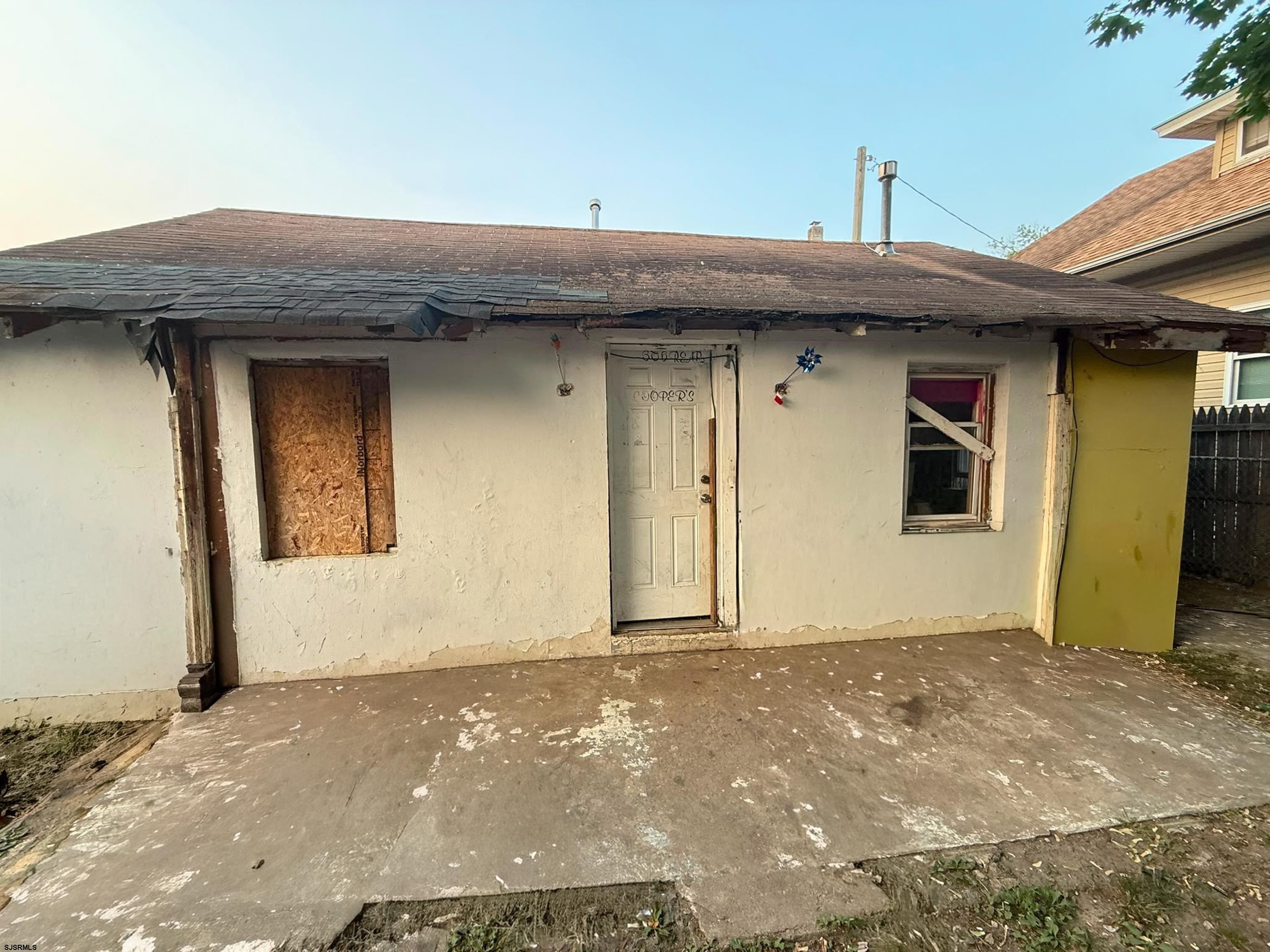 306 W Washington Ave #R-2 — photo