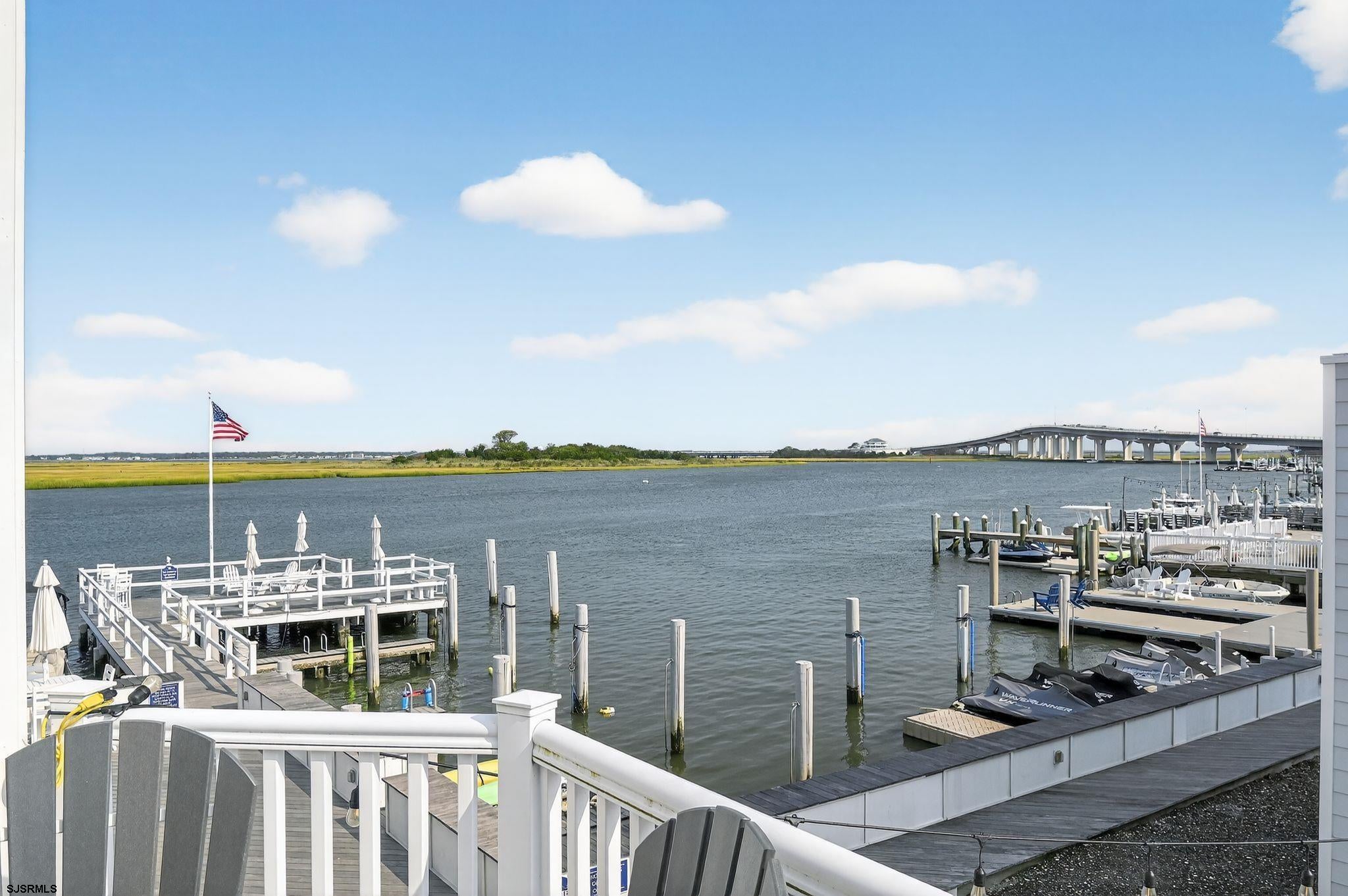 1128 Bay 12 — photo