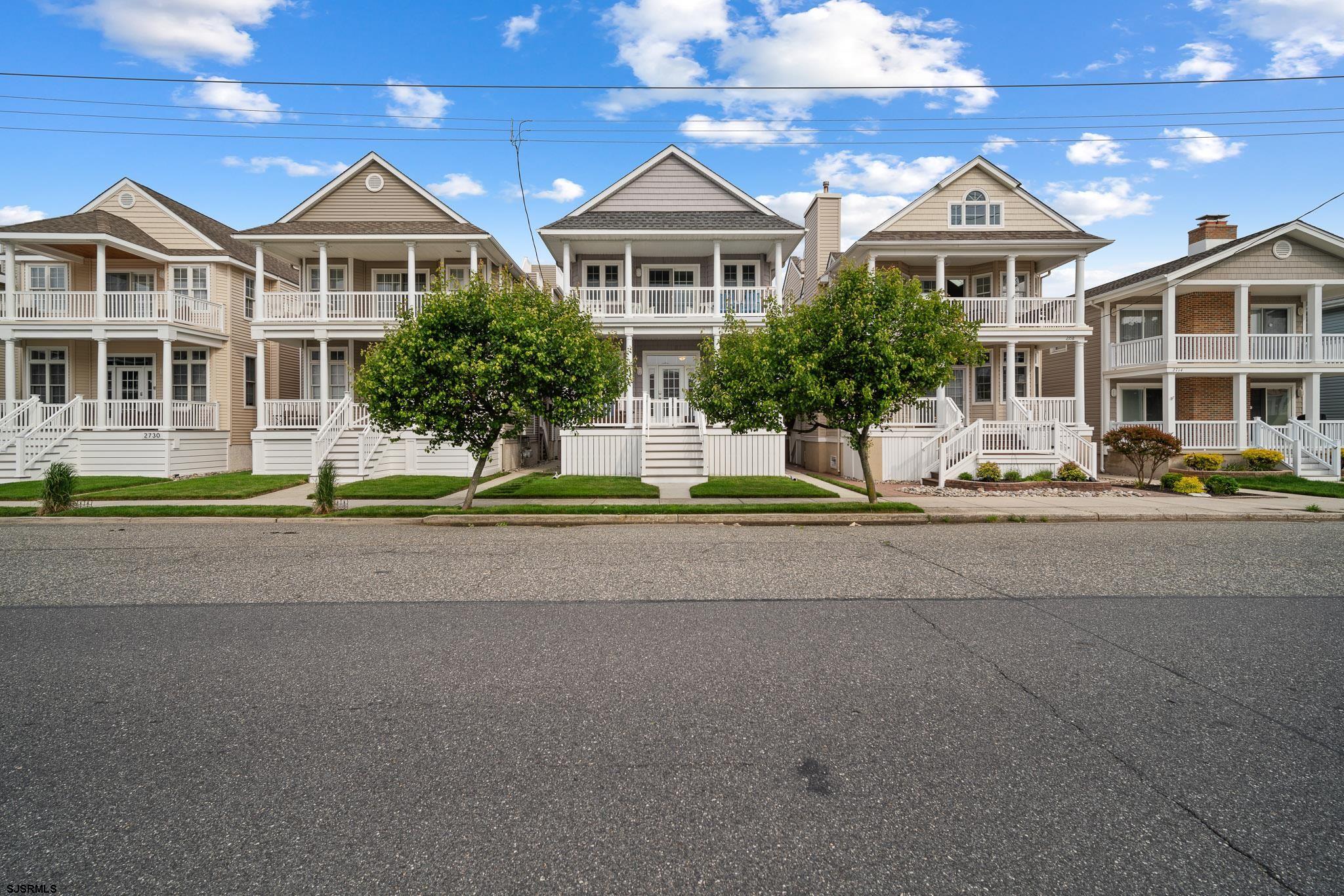 2720 Asbury — photo