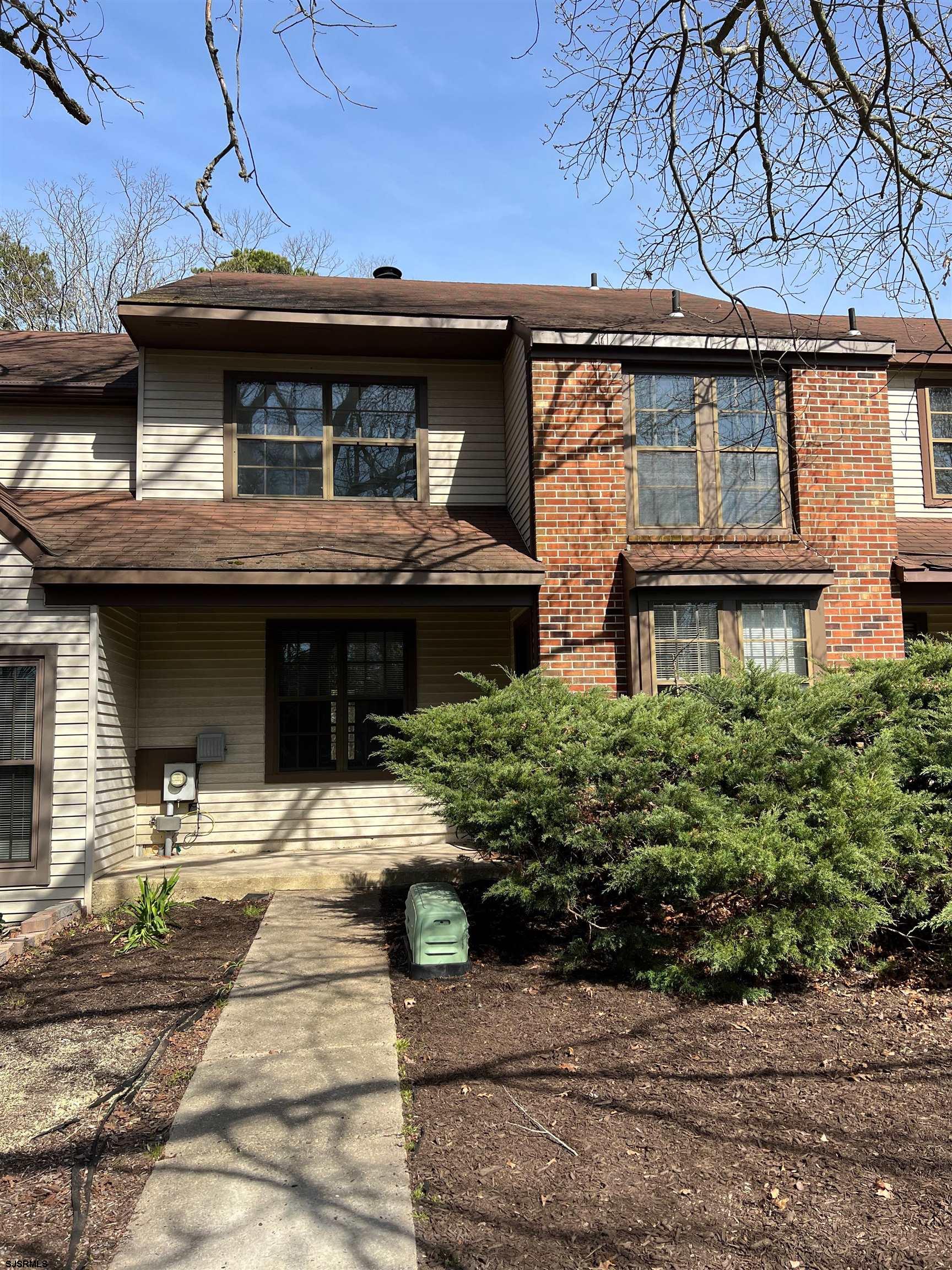 723 E Cooper Ferry Court — photo