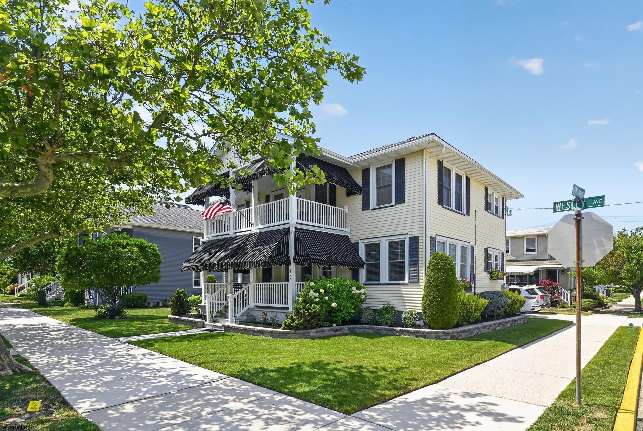 202 Wesley 2 — photo