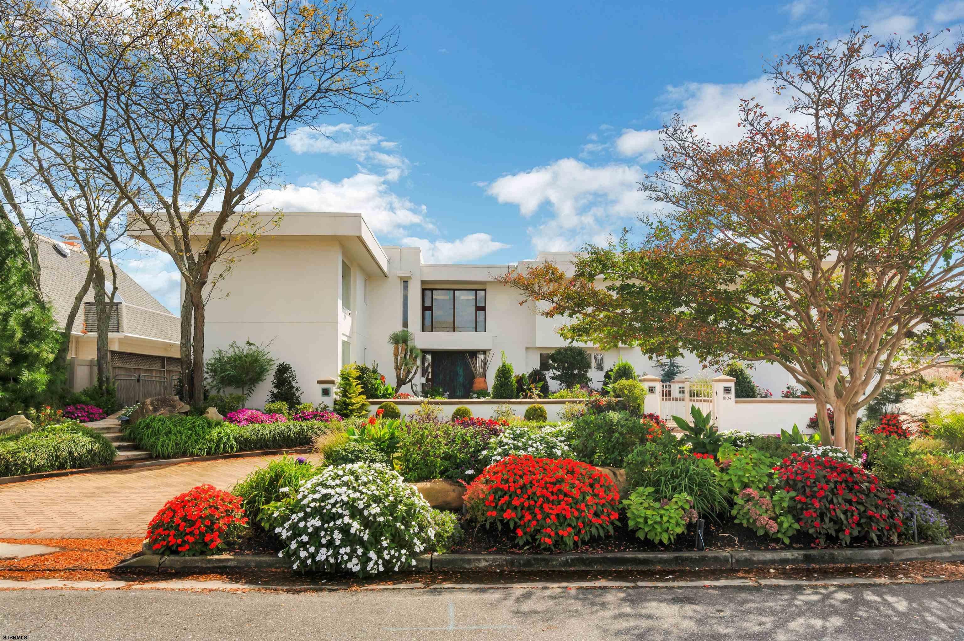 8104 Bayshore Dr — photo