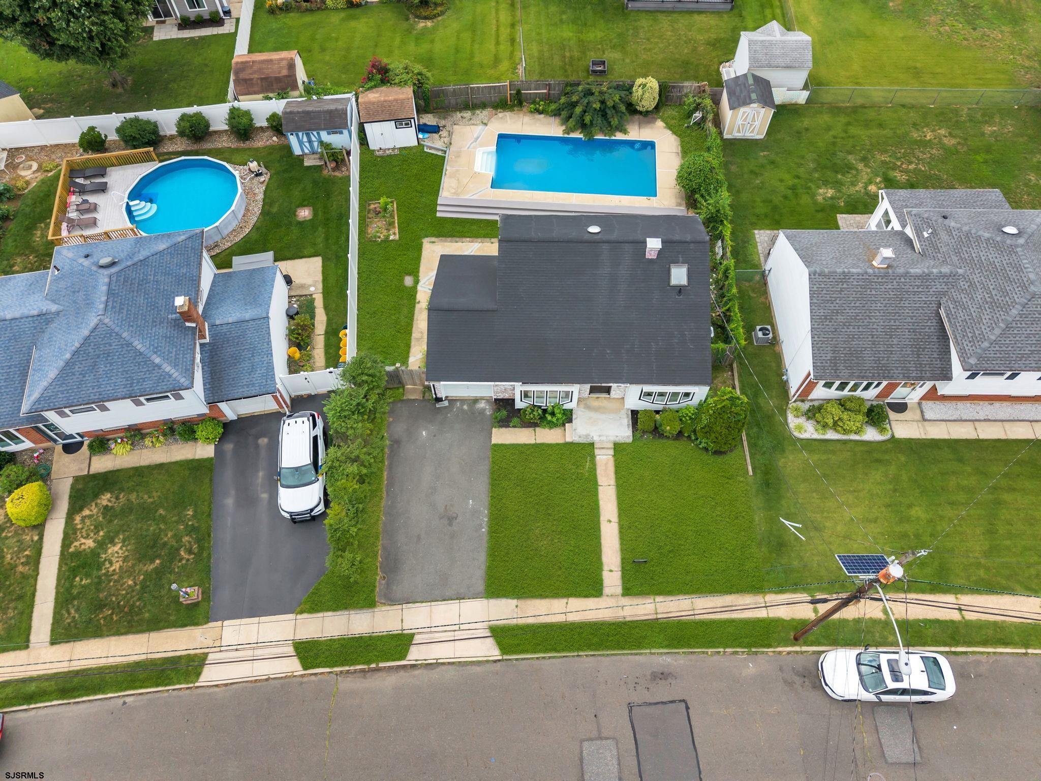 16 Falmouth Road — photo