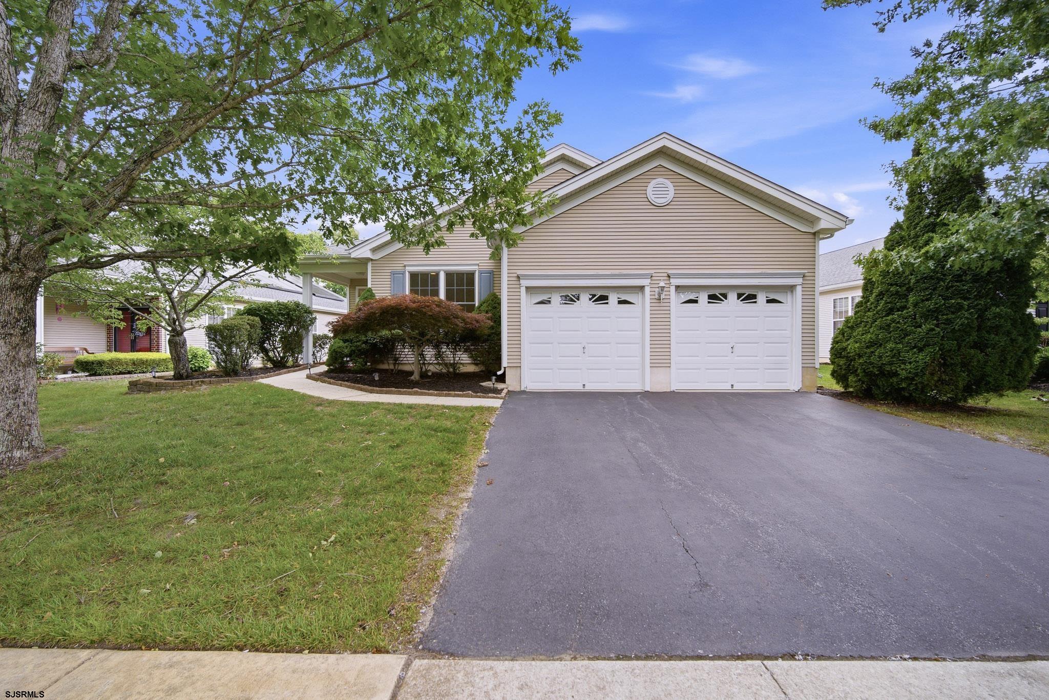 129 Southampton Dr — photo