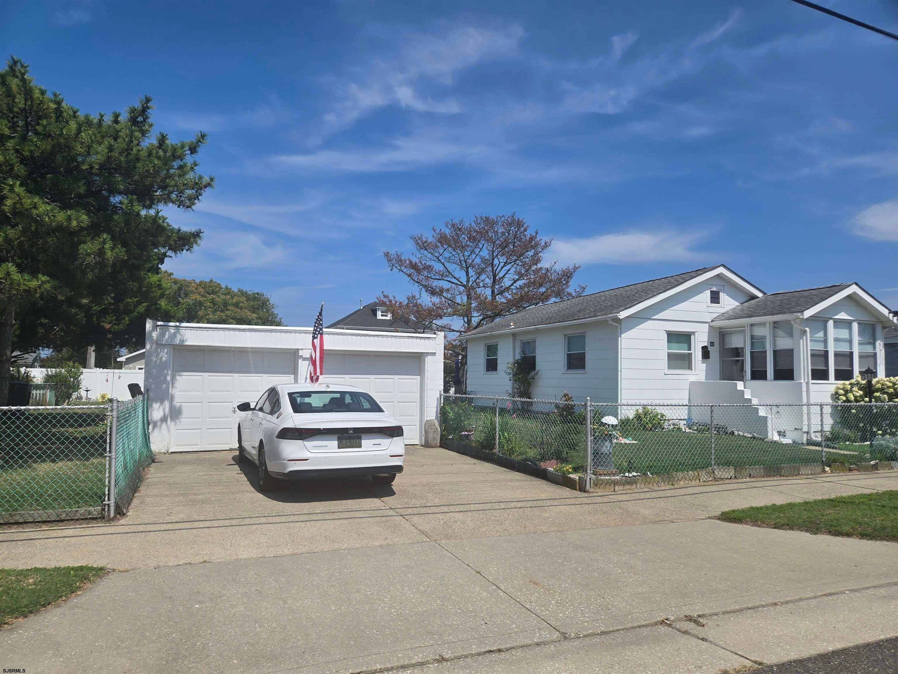 411 N Richmond Ave — photo