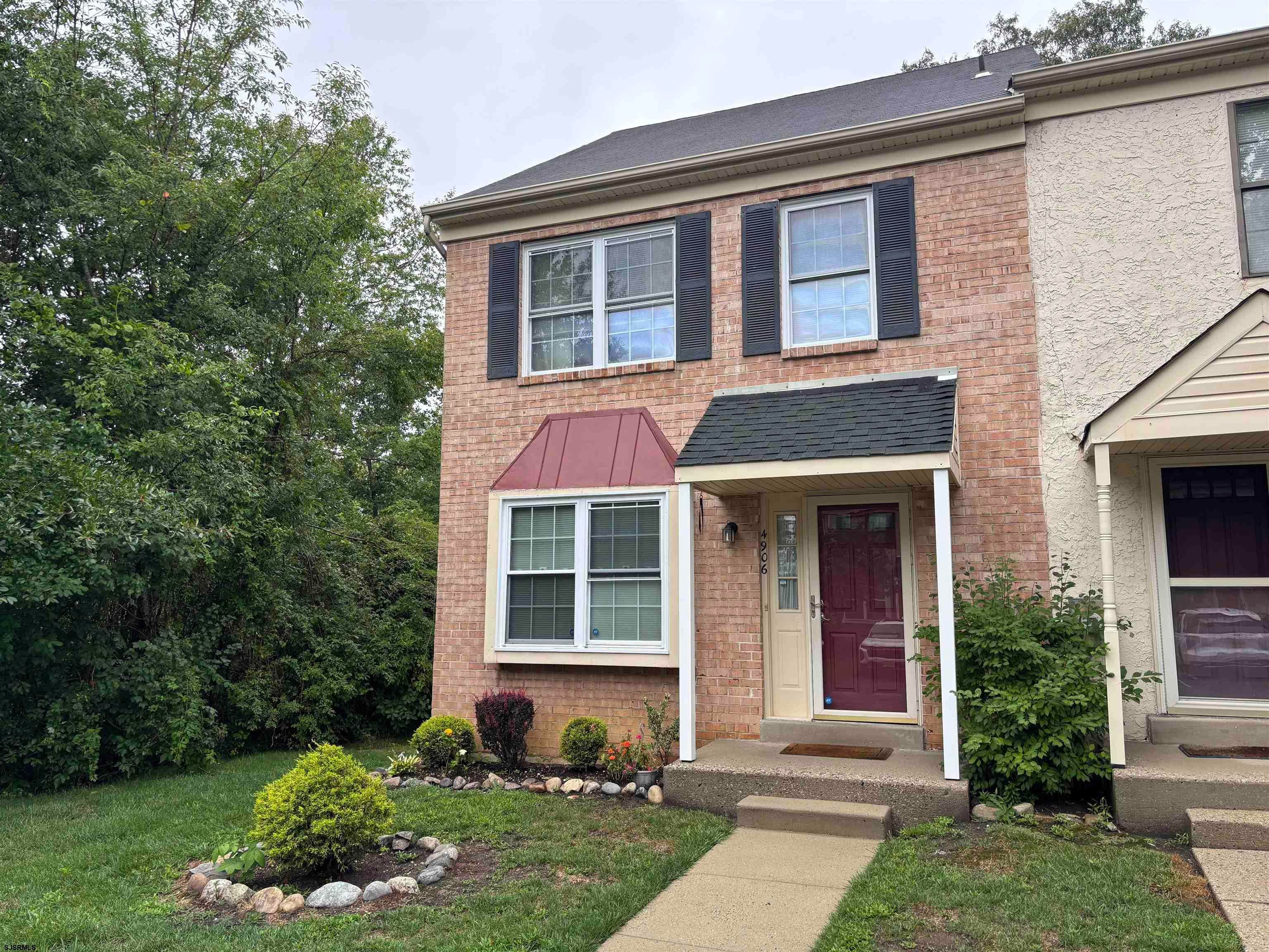 4906 Willow Oak 107 — photo