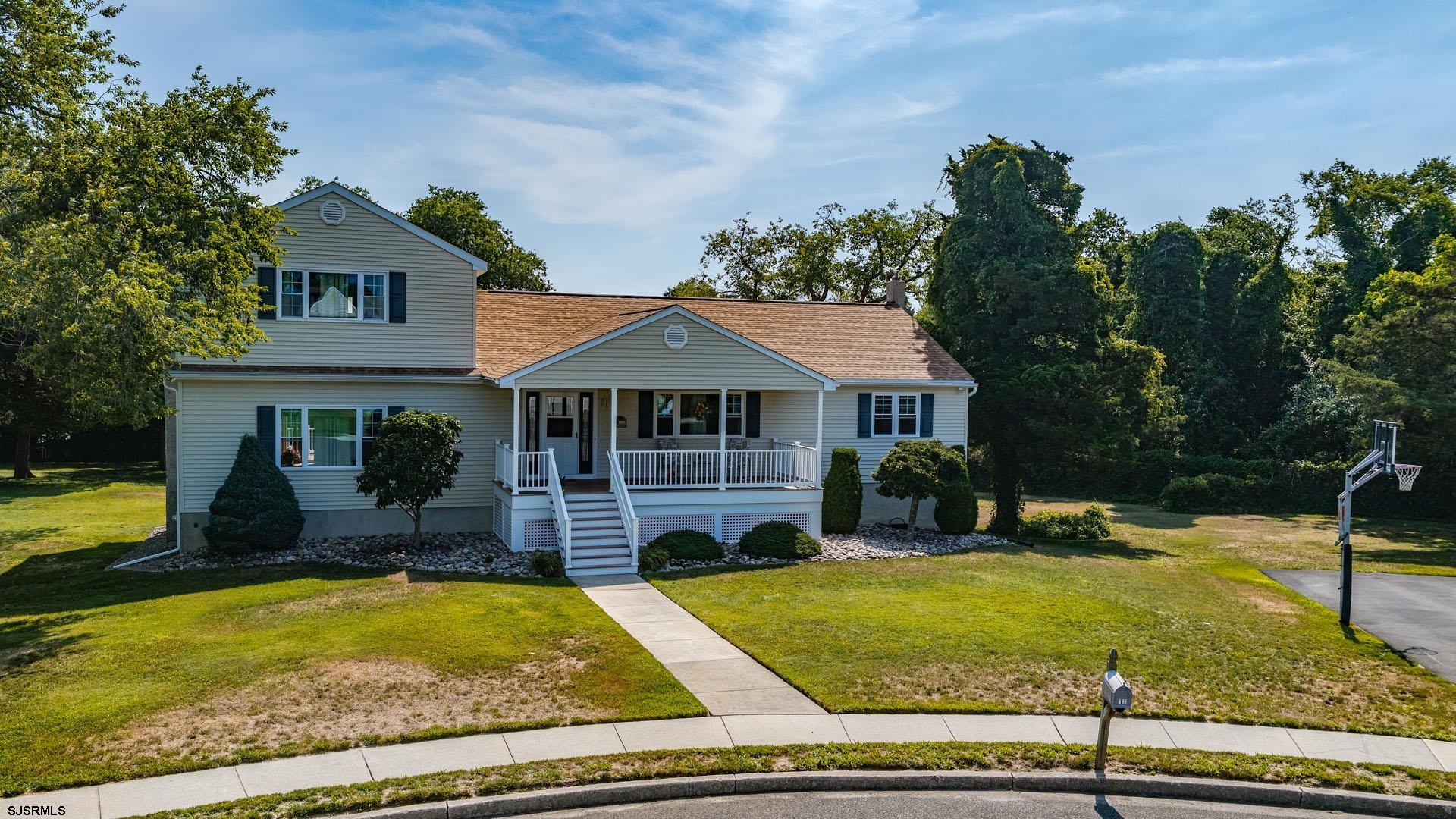 11 Lake Corson Ln — photo