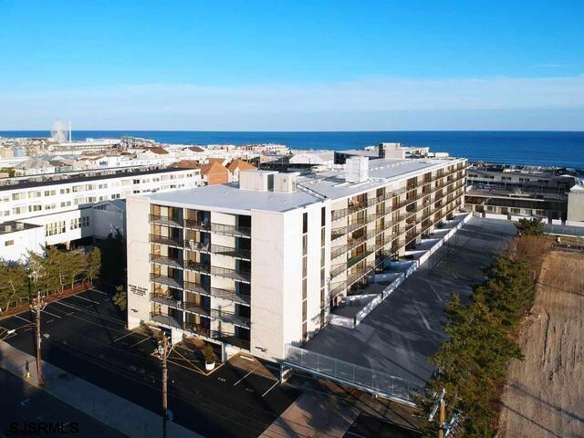 935 Ocean — photo